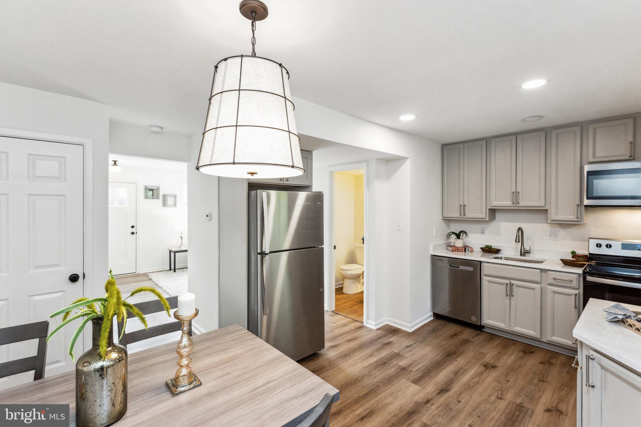 VILLAGE BROOK - Residential