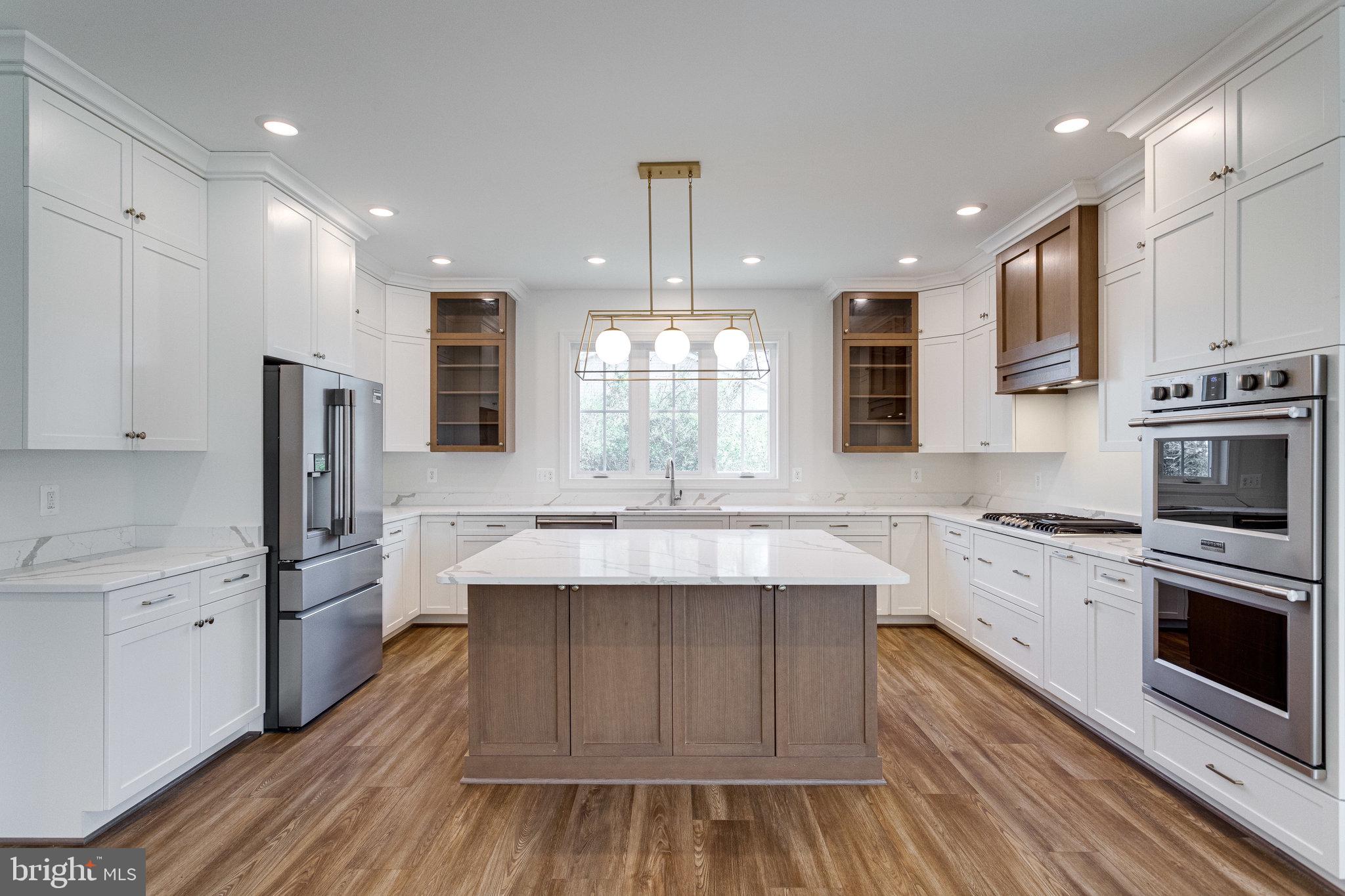 COLONIAL ACRES - Residential