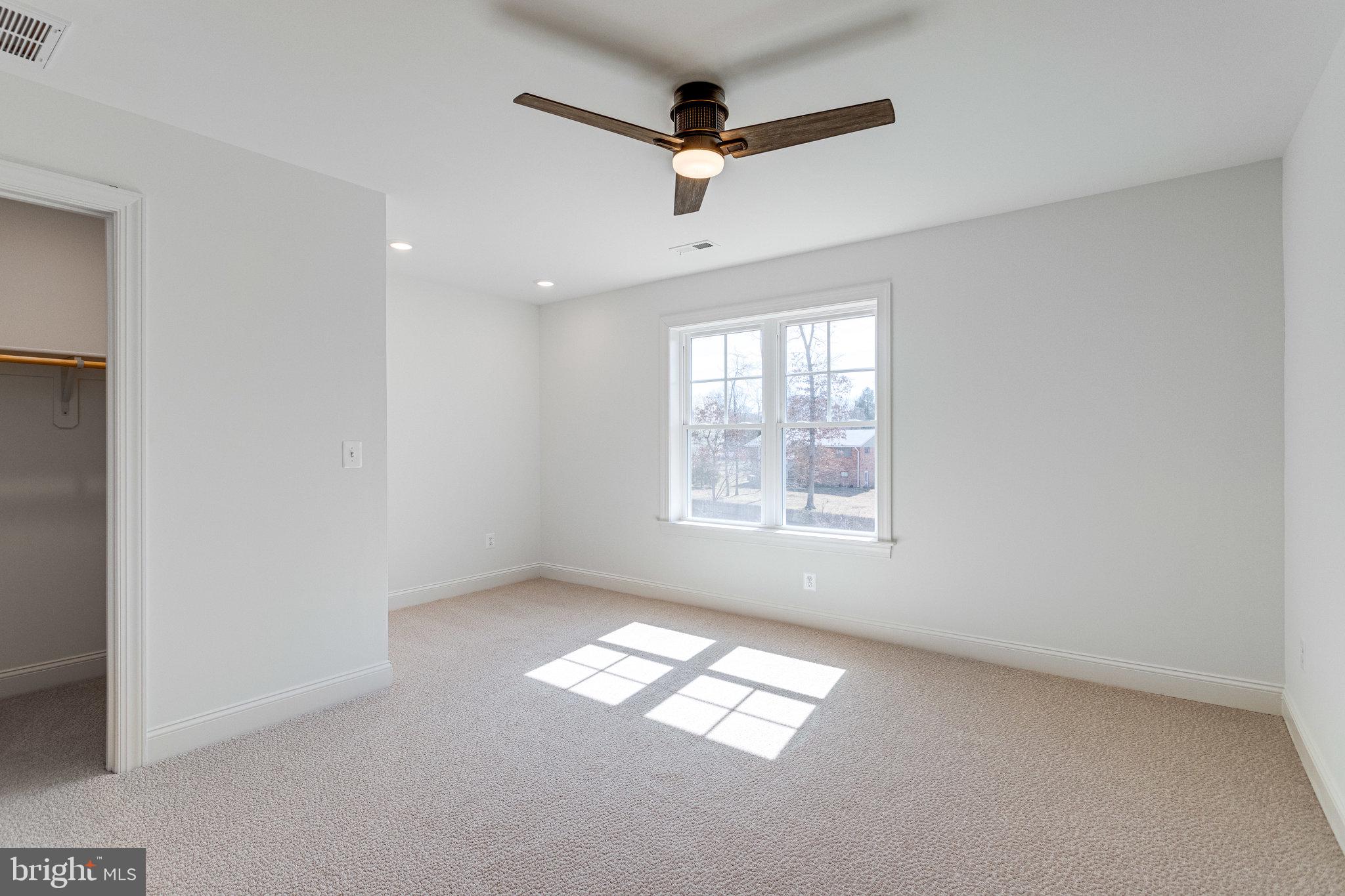 COLONIAL ACRES - Residential