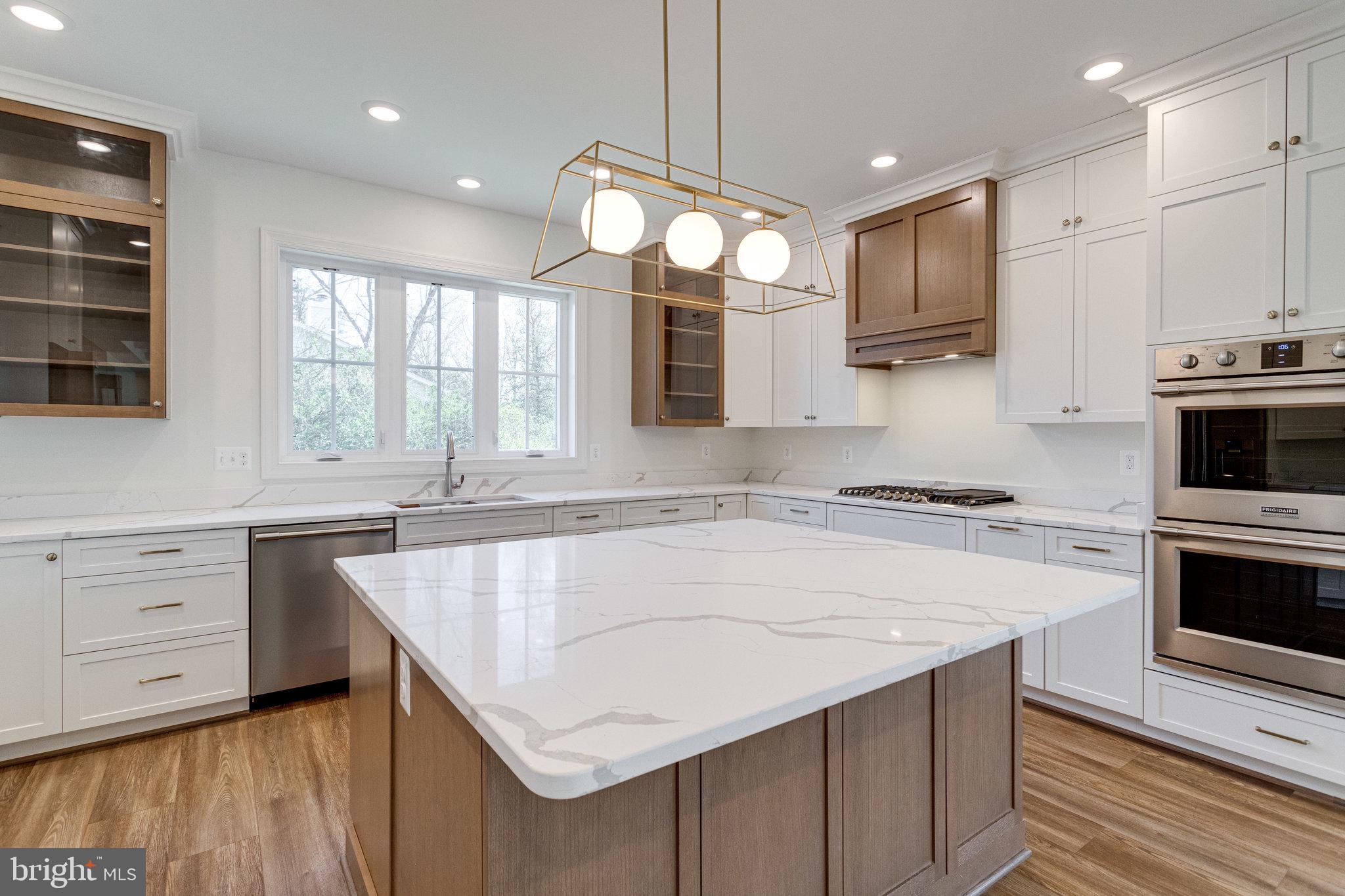 COLONIAL ACRES - Residential