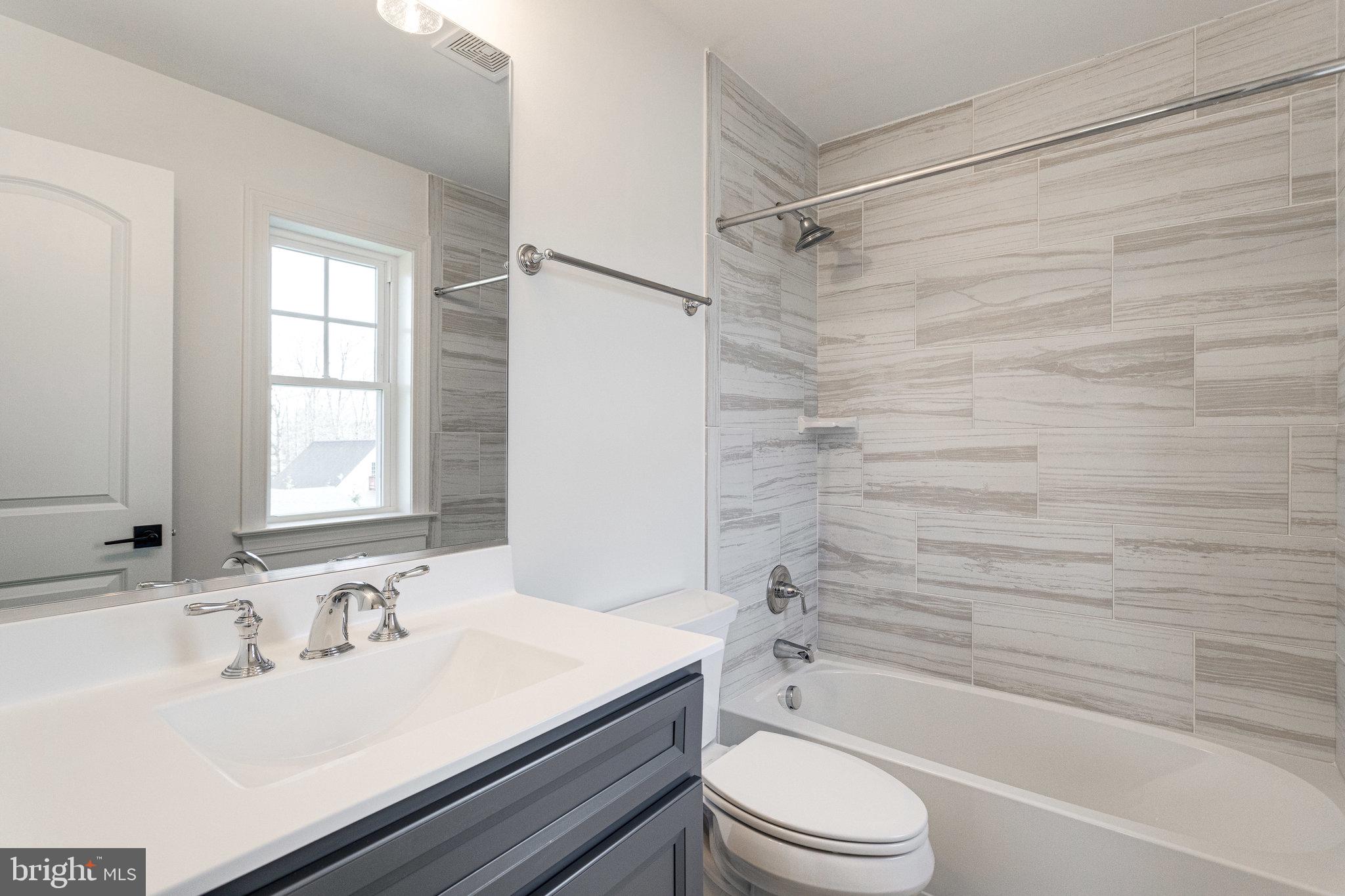 COLONIAL ACRES - Residential