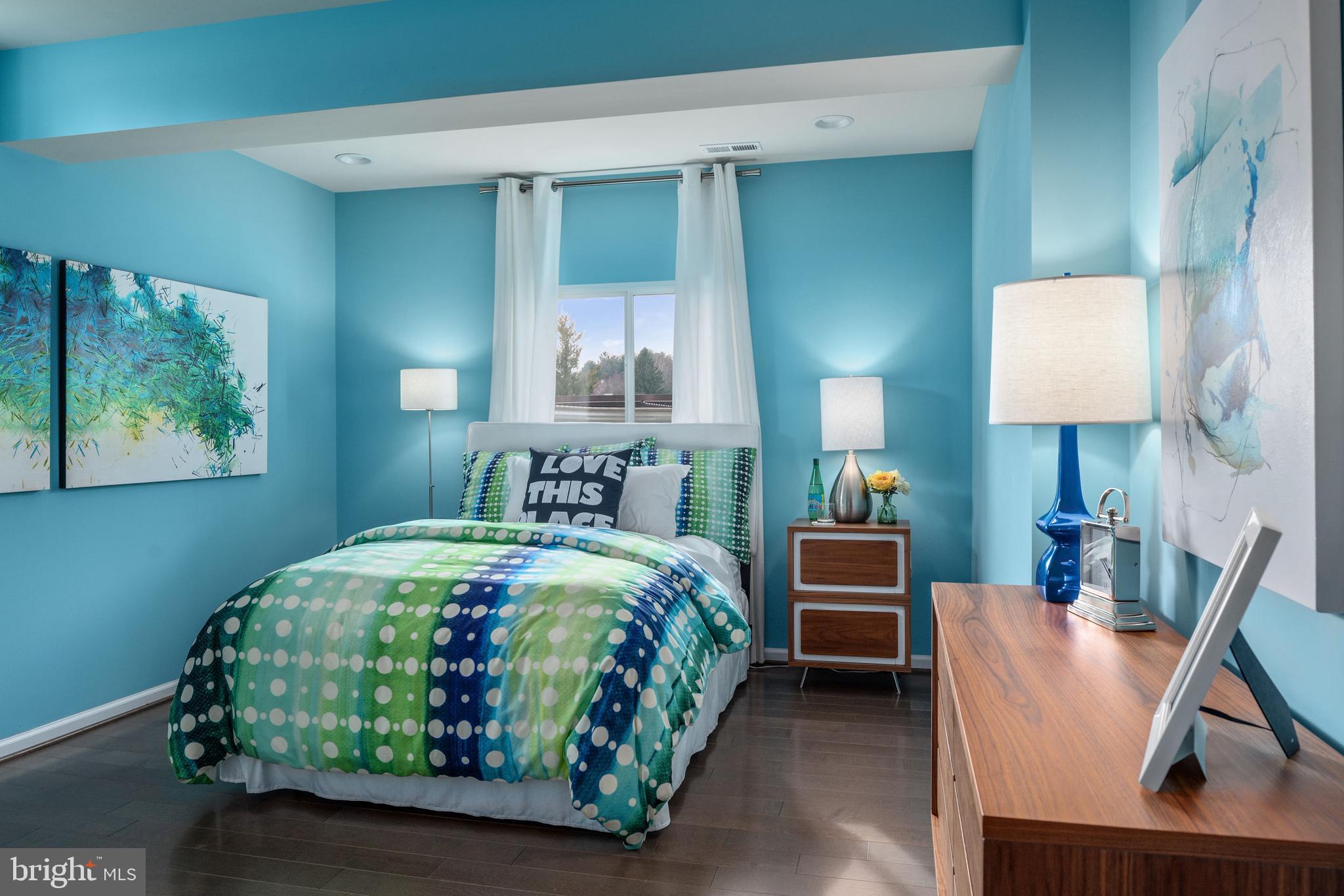 BRENTWOOD SPRINGS - Residential