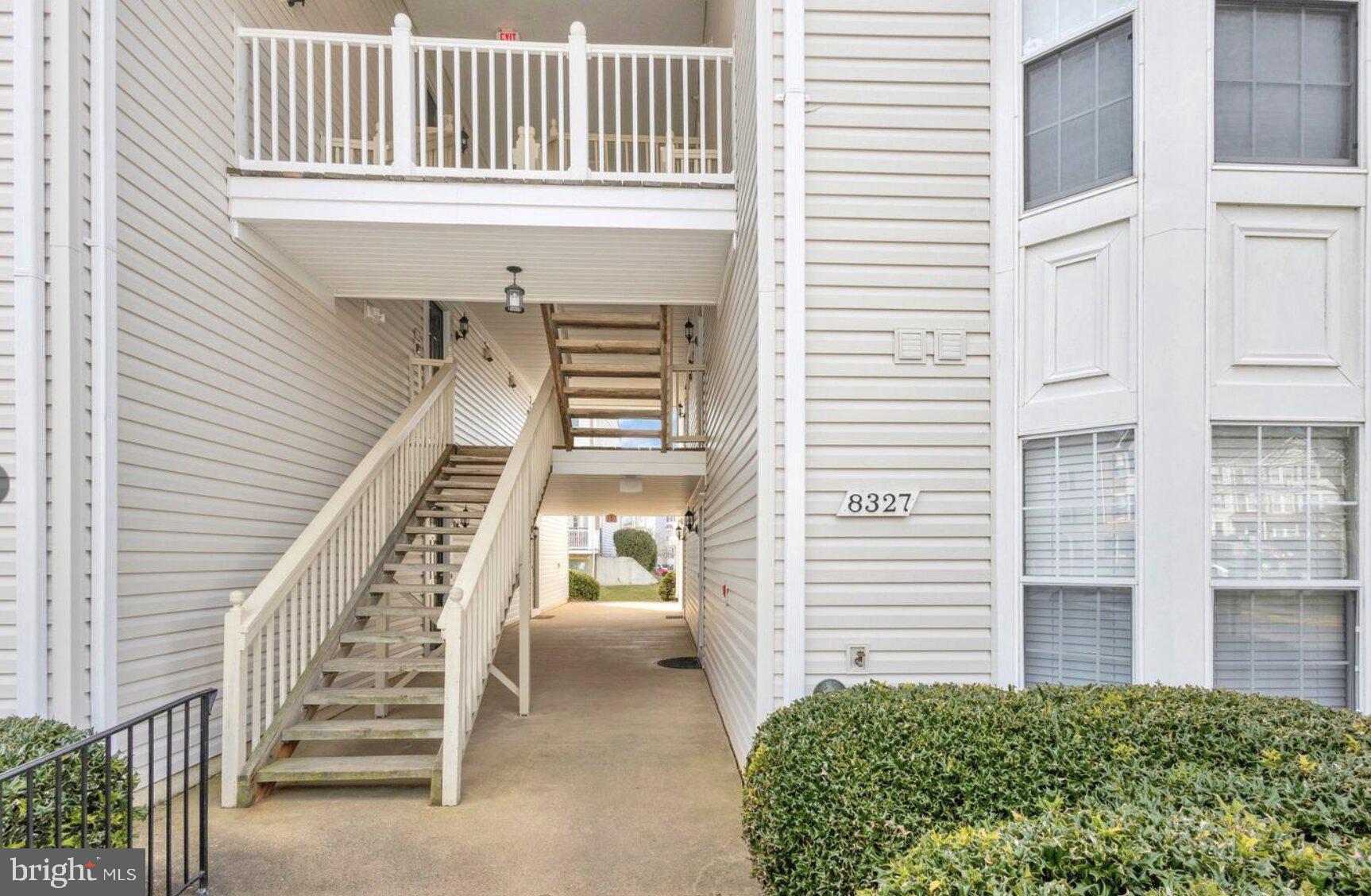 8327J BLUEBIRD WAY J