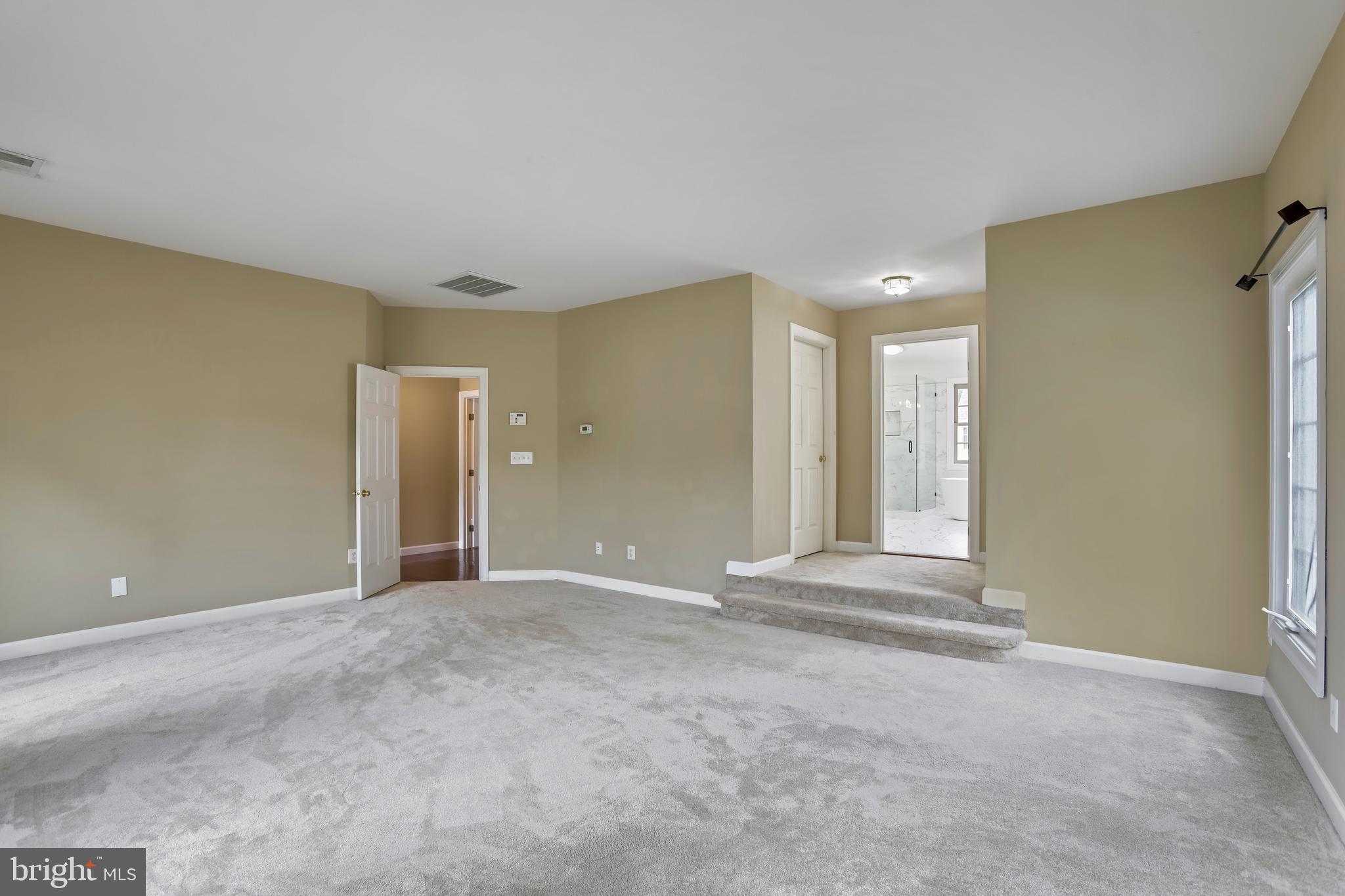 MADRILLON ESTATES - Residential