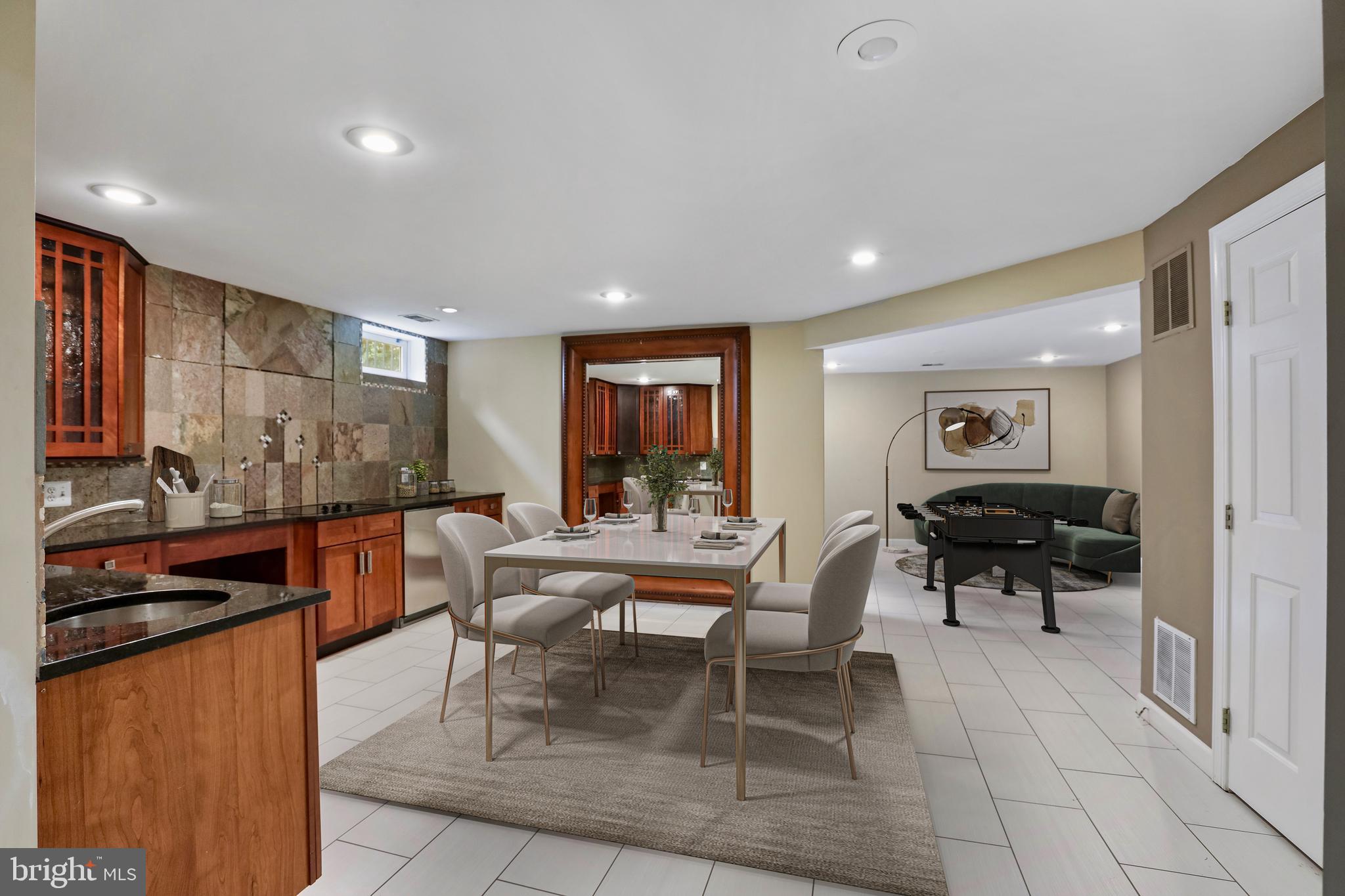 MADRILLON ESTATES - Residential