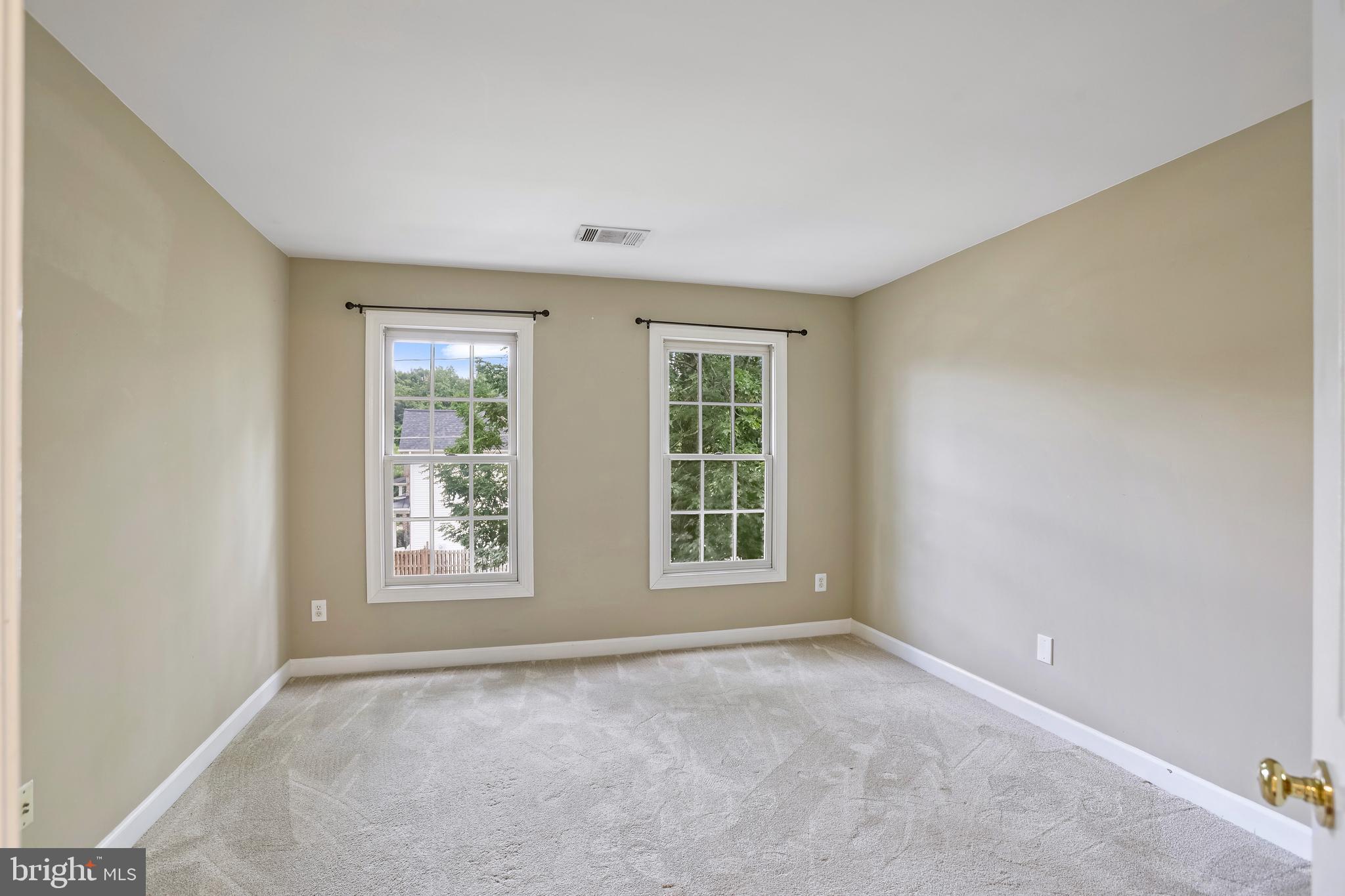 MADRILLON ESTATES - Residential