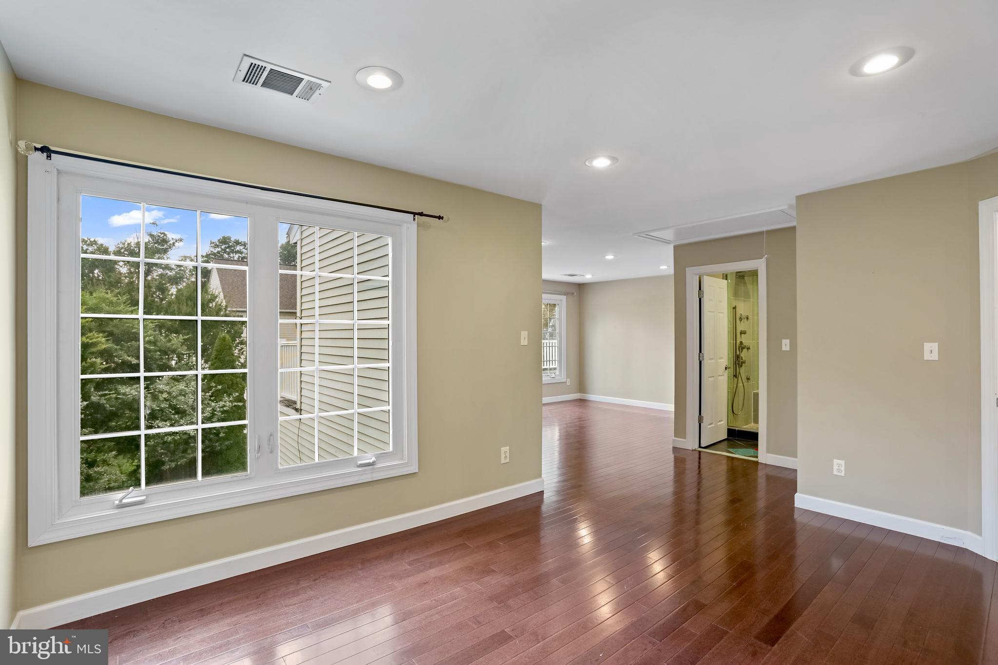 MADRILLON ESTATES - Residential