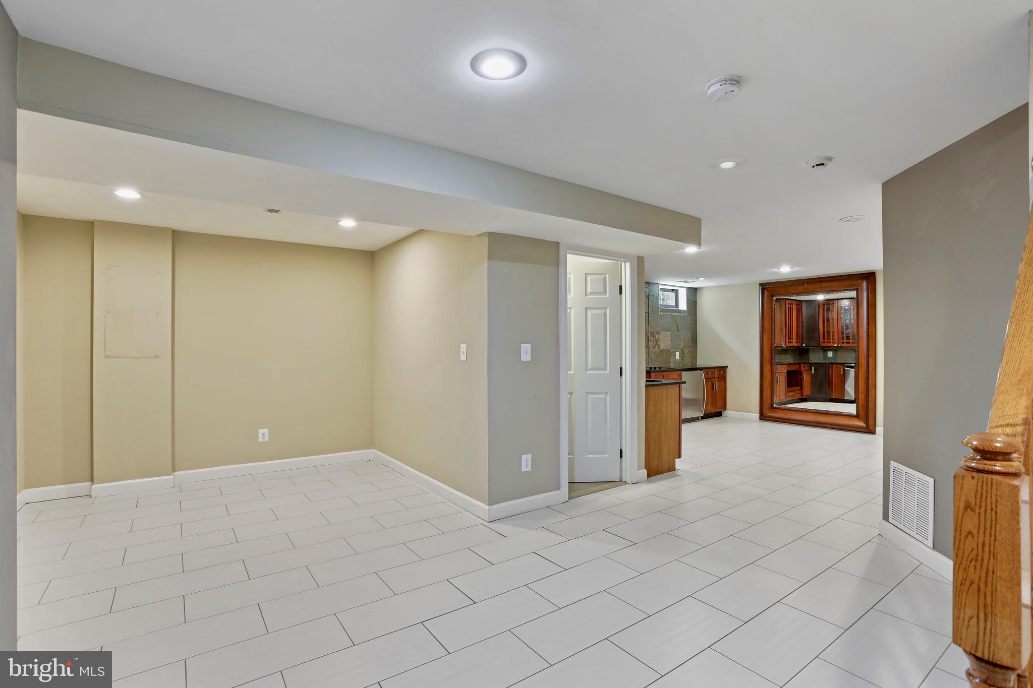 MADRILLON ESTATES - Residential