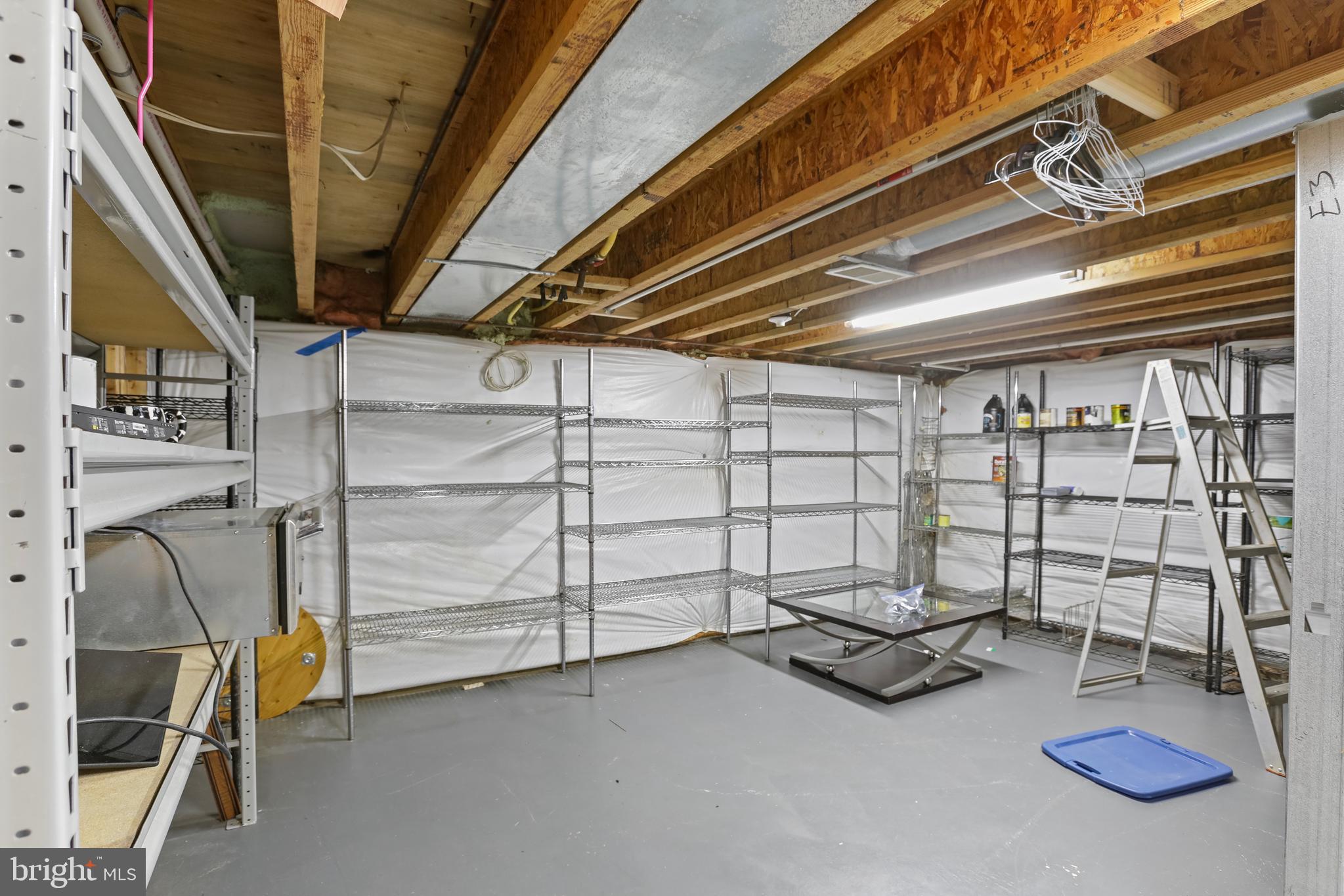 MADRILLON ESTATES - Residential