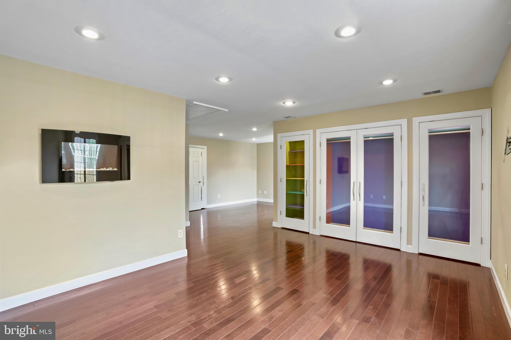 MADRILLON ESTATES - Residential