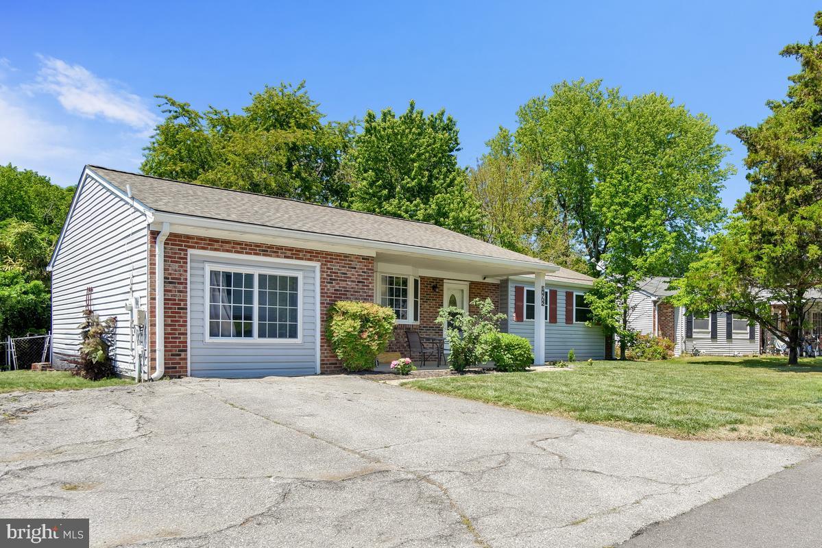 WESTWOOD EST SUB - Residential