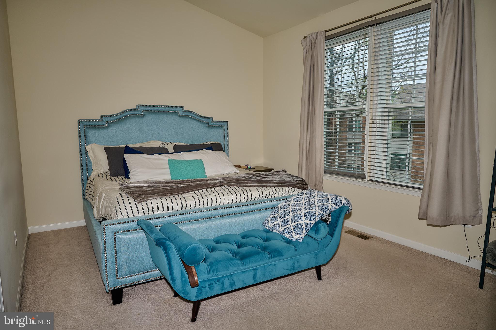 POND VIEW - Residential