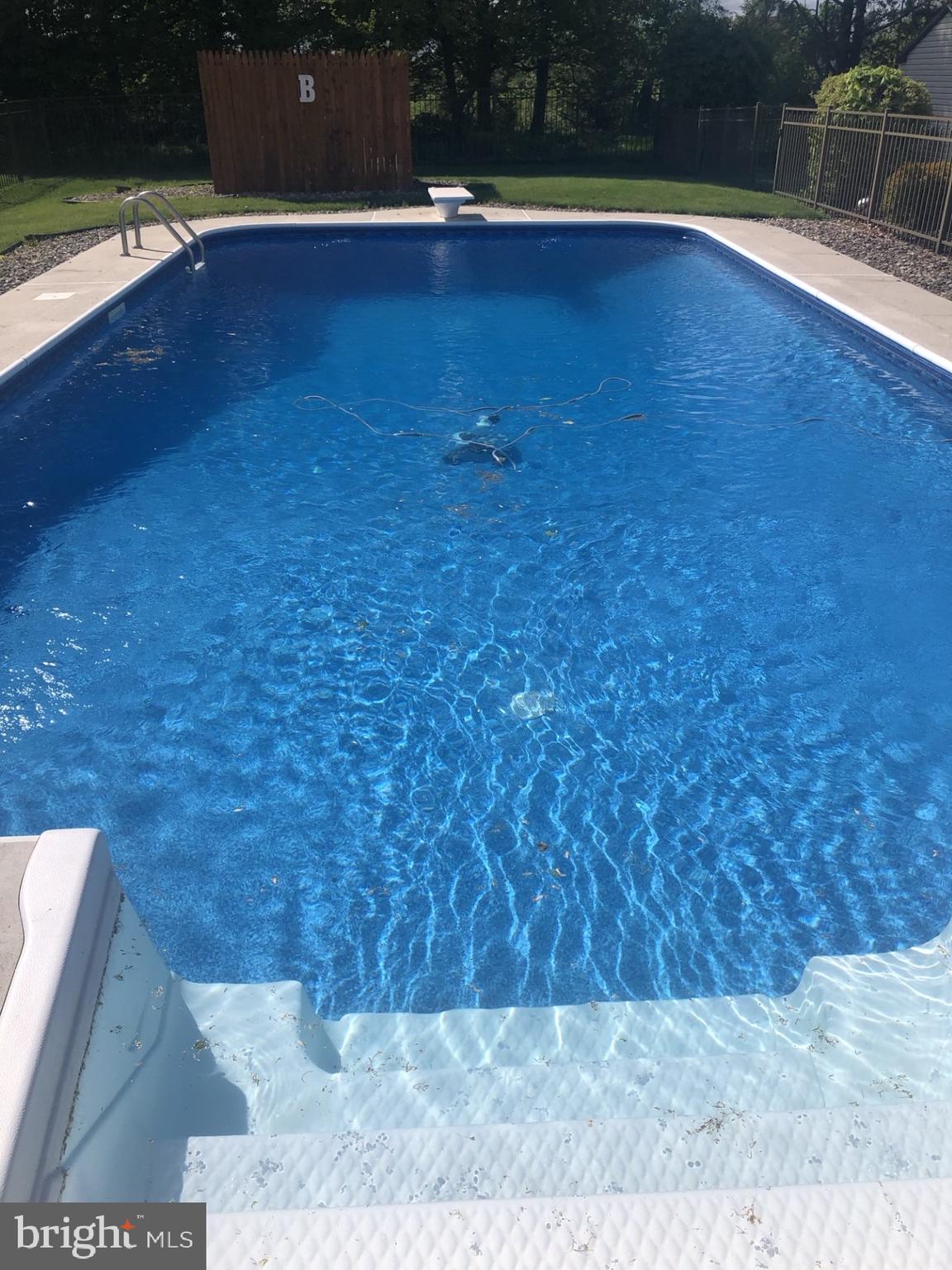 SOUTH MOUNTAIN ESTATES - Residential