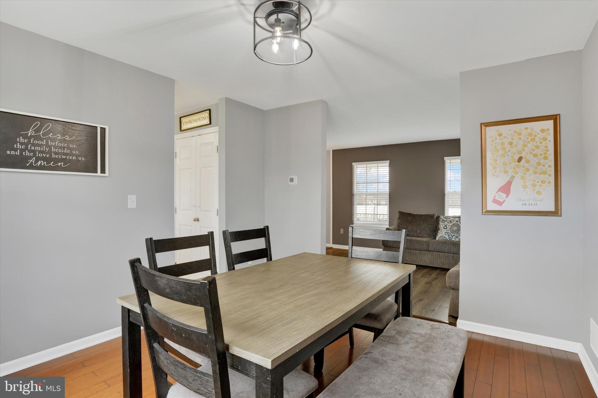 SOUTH MOUNTAIN ESTATES - Residential