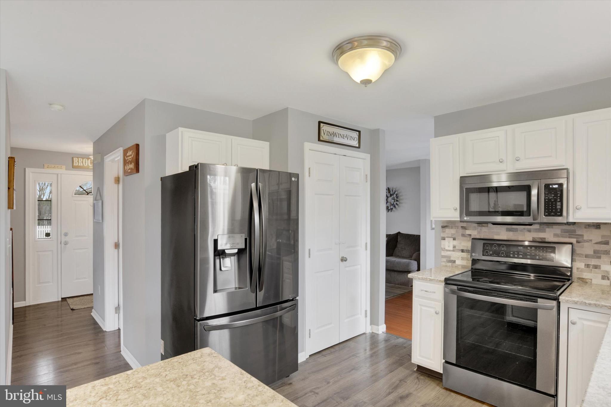 SOUTH MOUNTAIN ESTATES - Residential