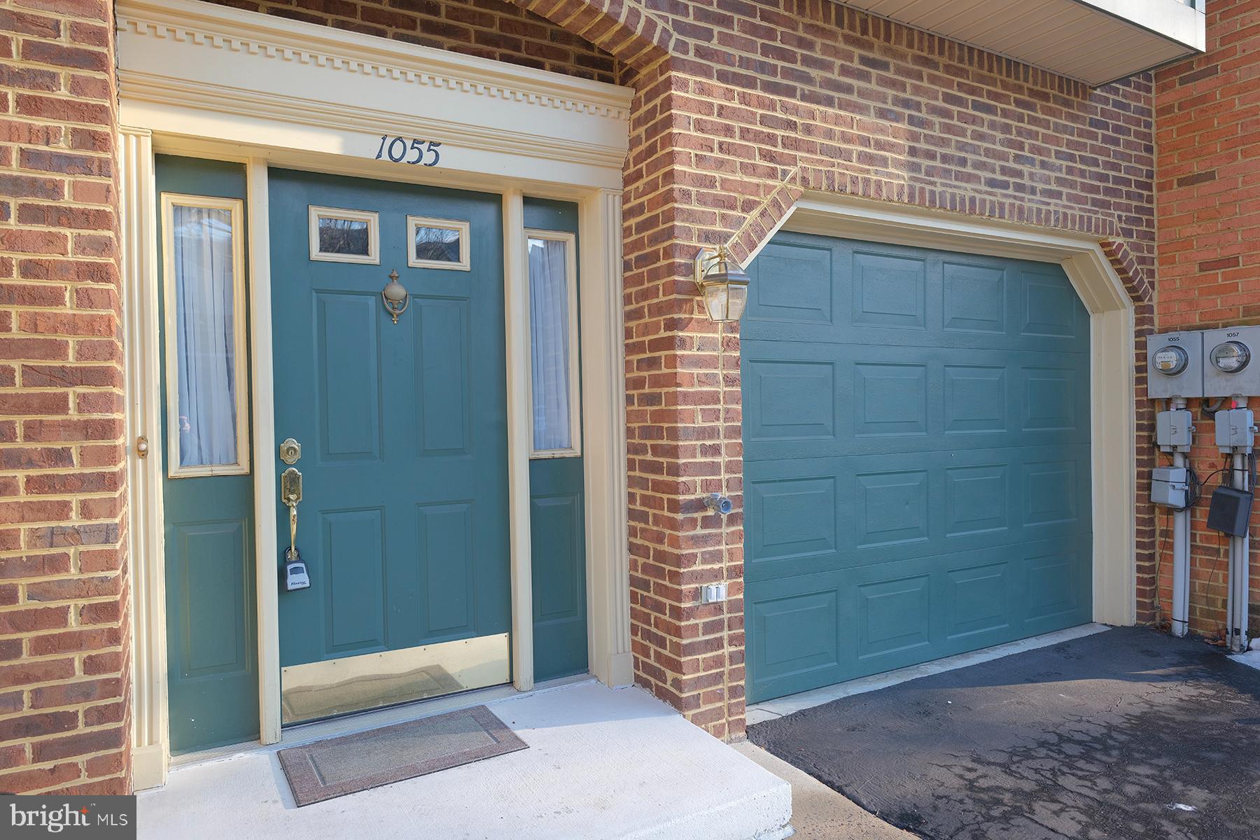 NORTH GATE TOWNE HOMES - Residential