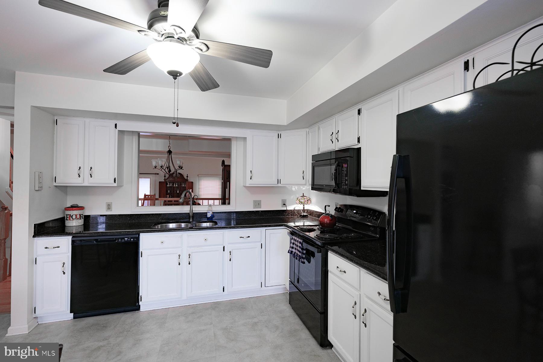 NORTH GATE TOWNE HOMES - Residential