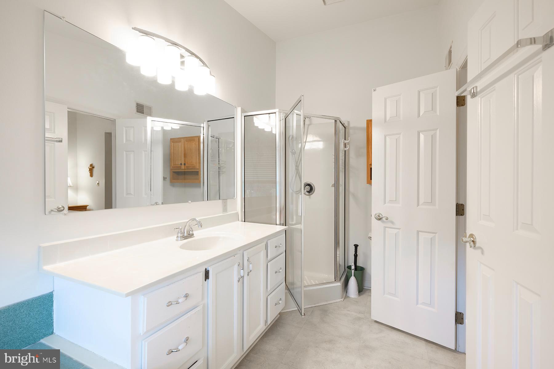 NORTH GATE TOWNE HOMES - Residential