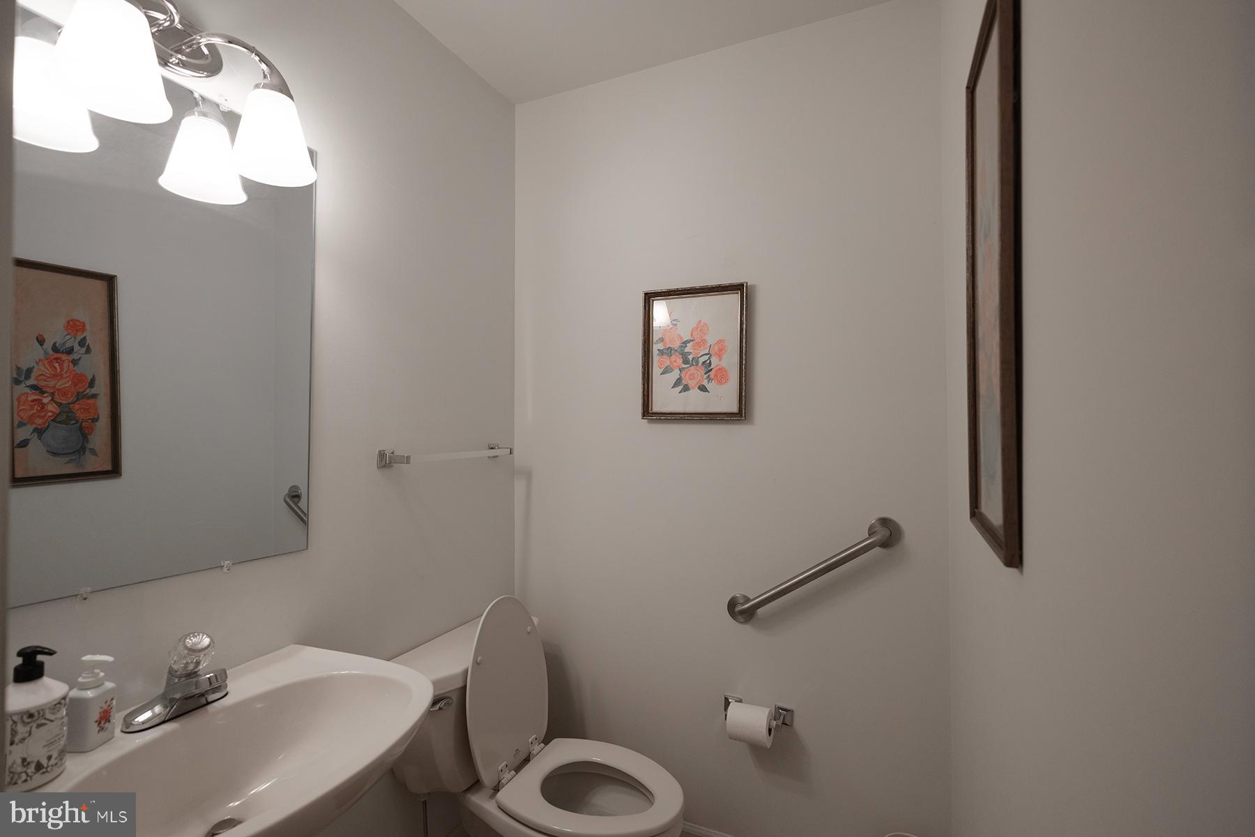 NORTH GATE TOWNE HOMES - Residential