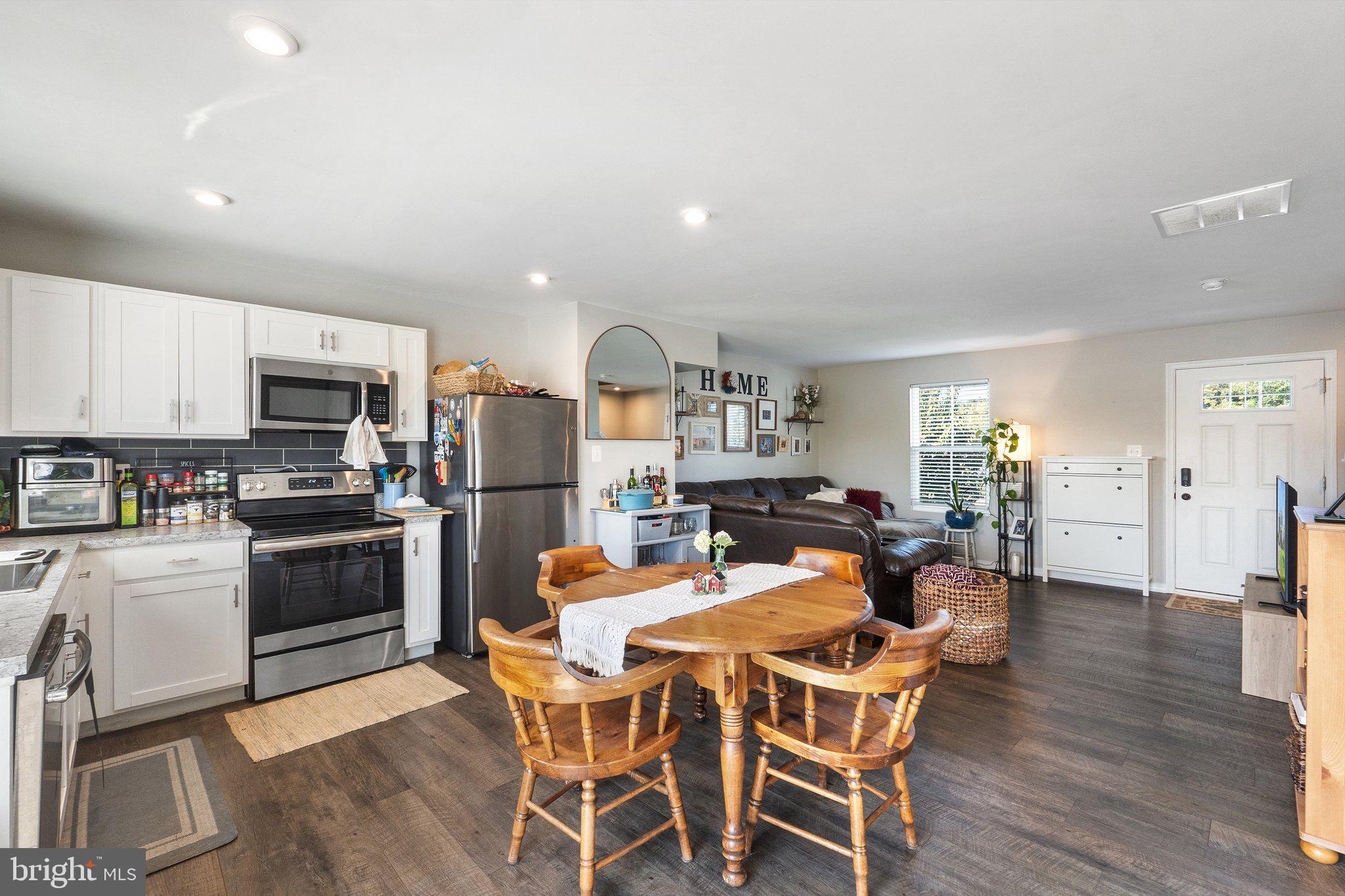 CHANDLERS GLEN - Residential