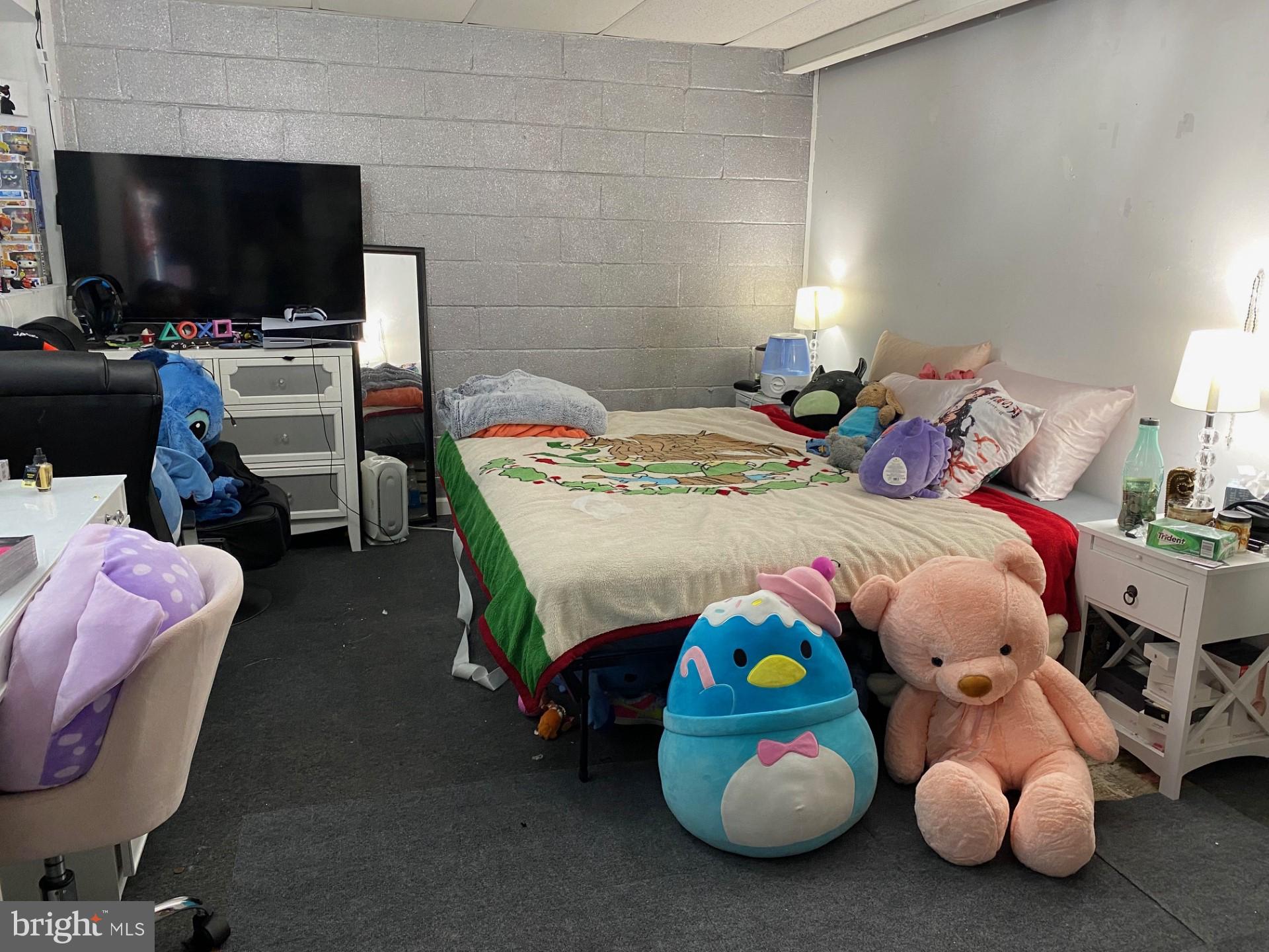 HARMANS WOODS - Residential