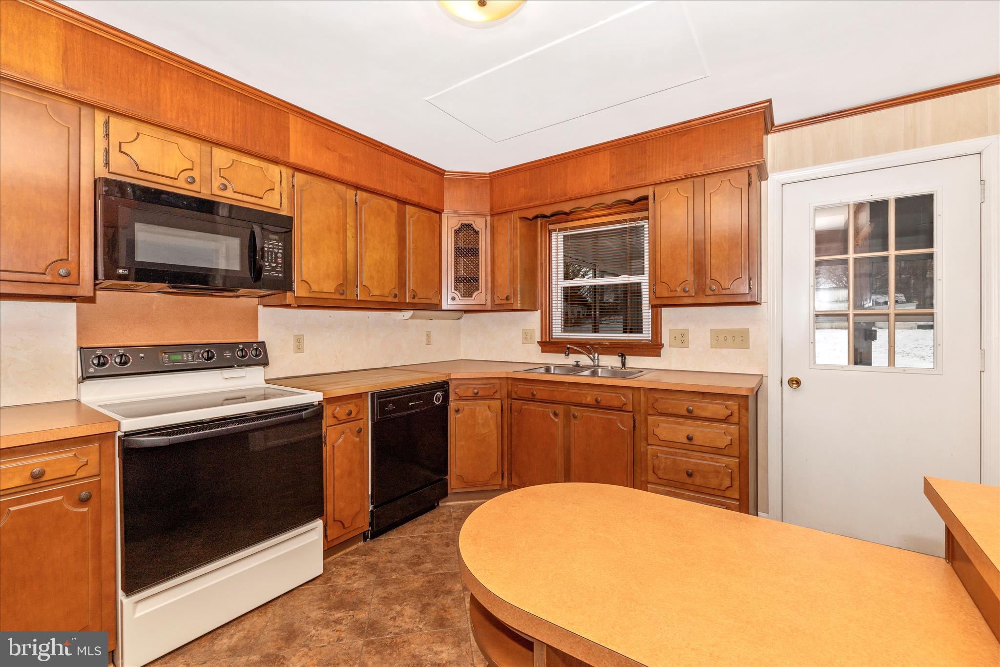 MIDDLETOWN - Residential