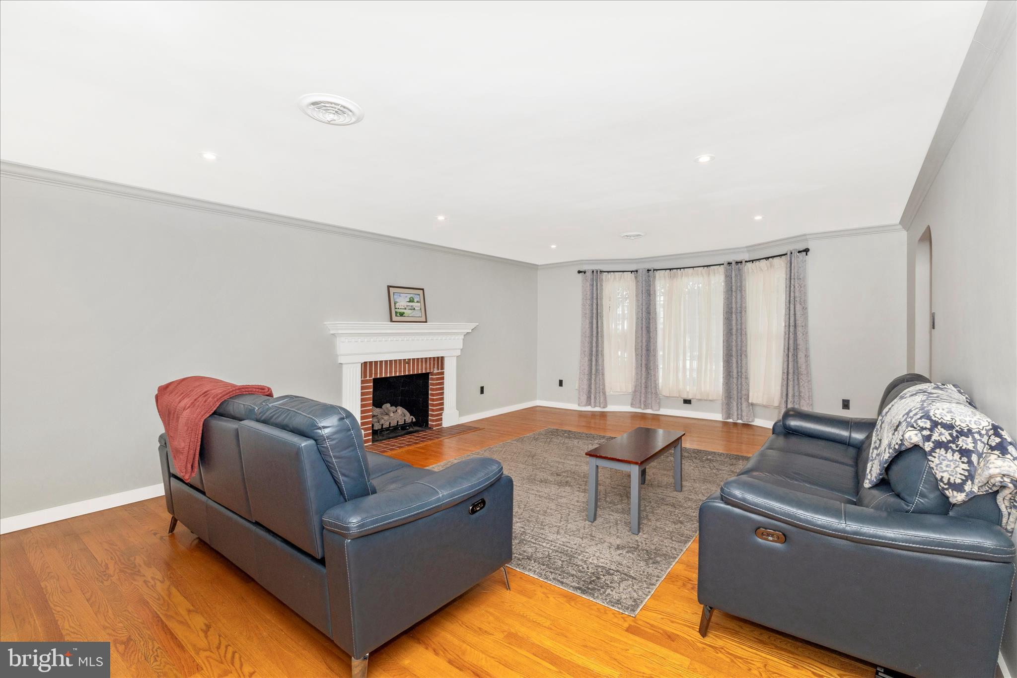 MIDDLETOWN - Residential