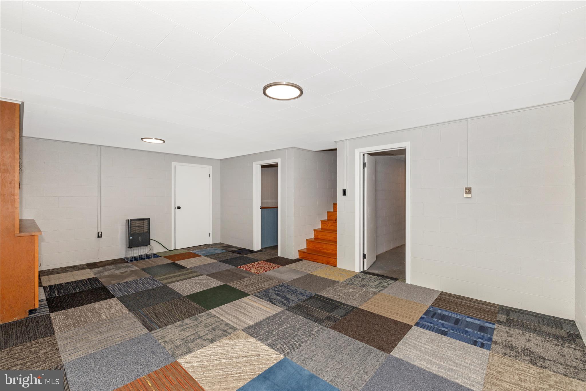 MIDDLETOWN - Residential