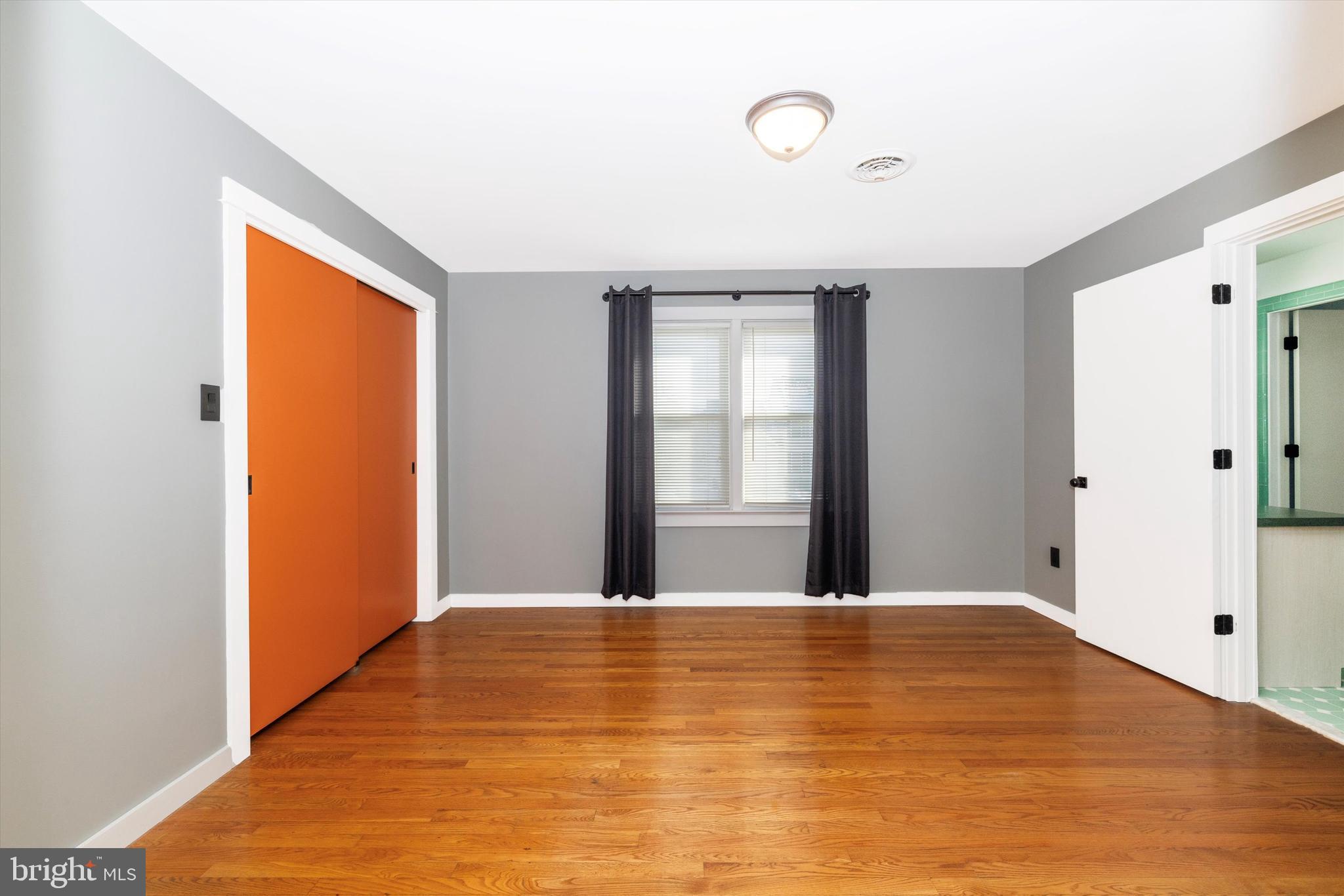 MIDDLETOWN - Residential