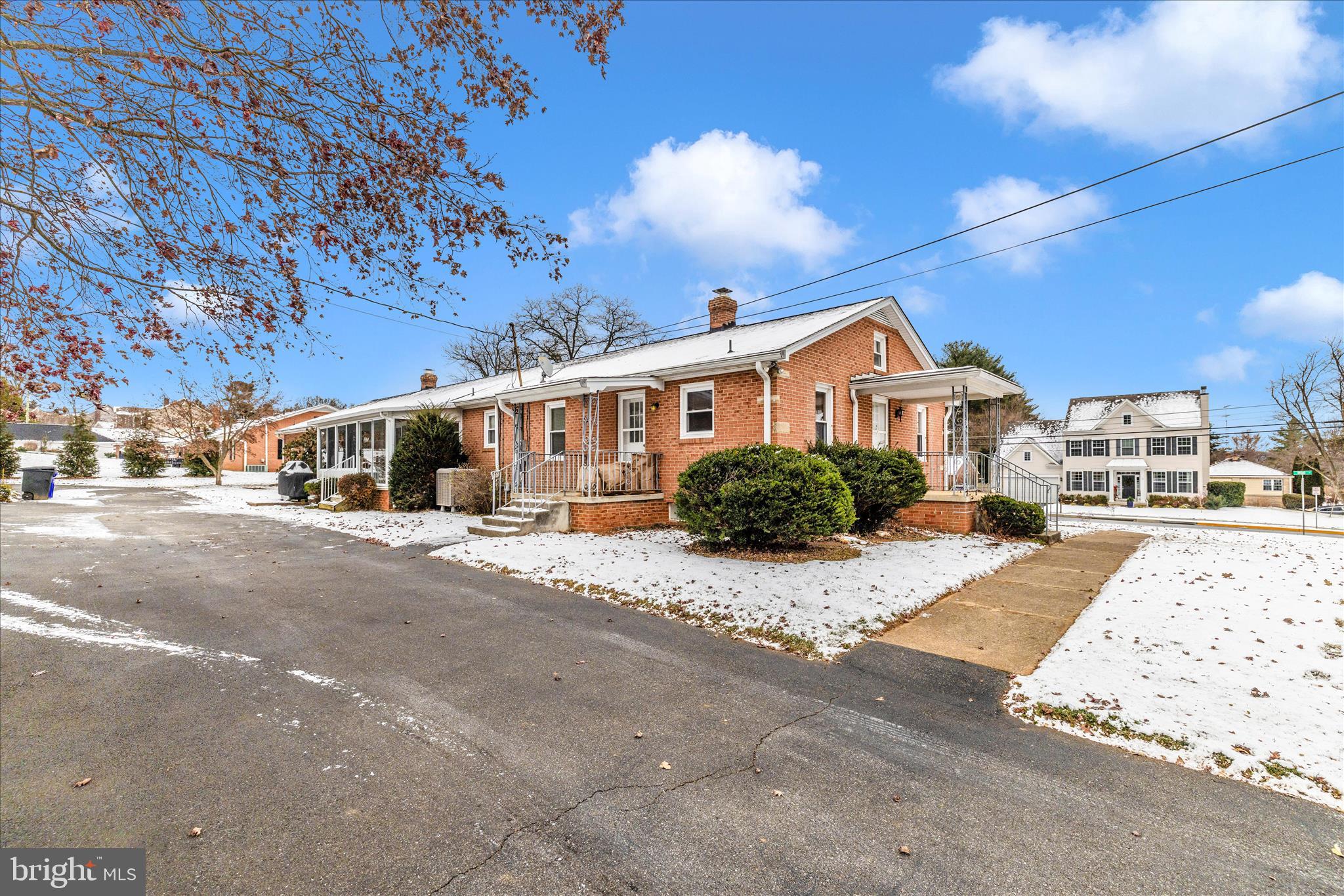 MIDDLETOWN - Residential