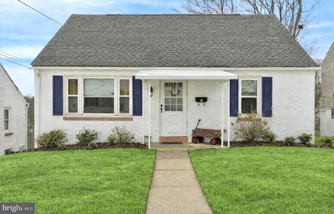 Homes For Sale - 136 Reynolds Avenue<br/> POTTSTOWN, PA 19464