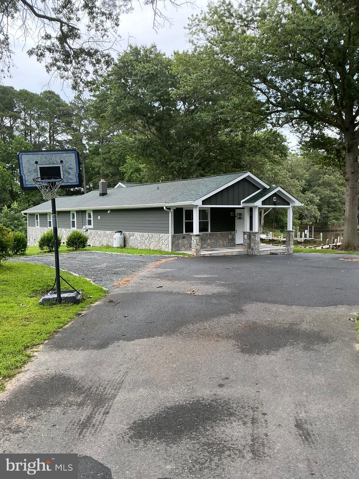 109 YEWELL ROAD
