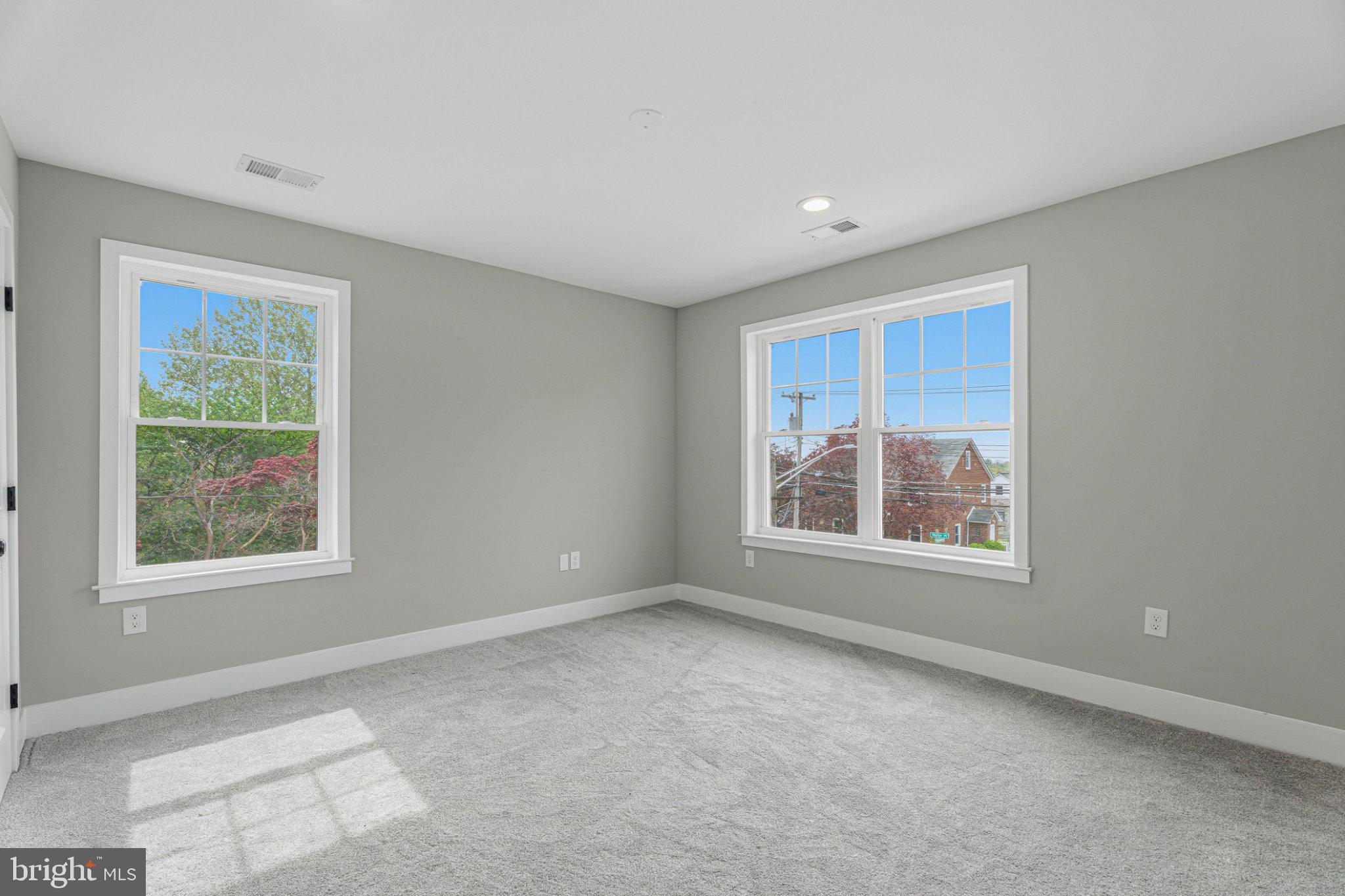 OVERLEA - Residential