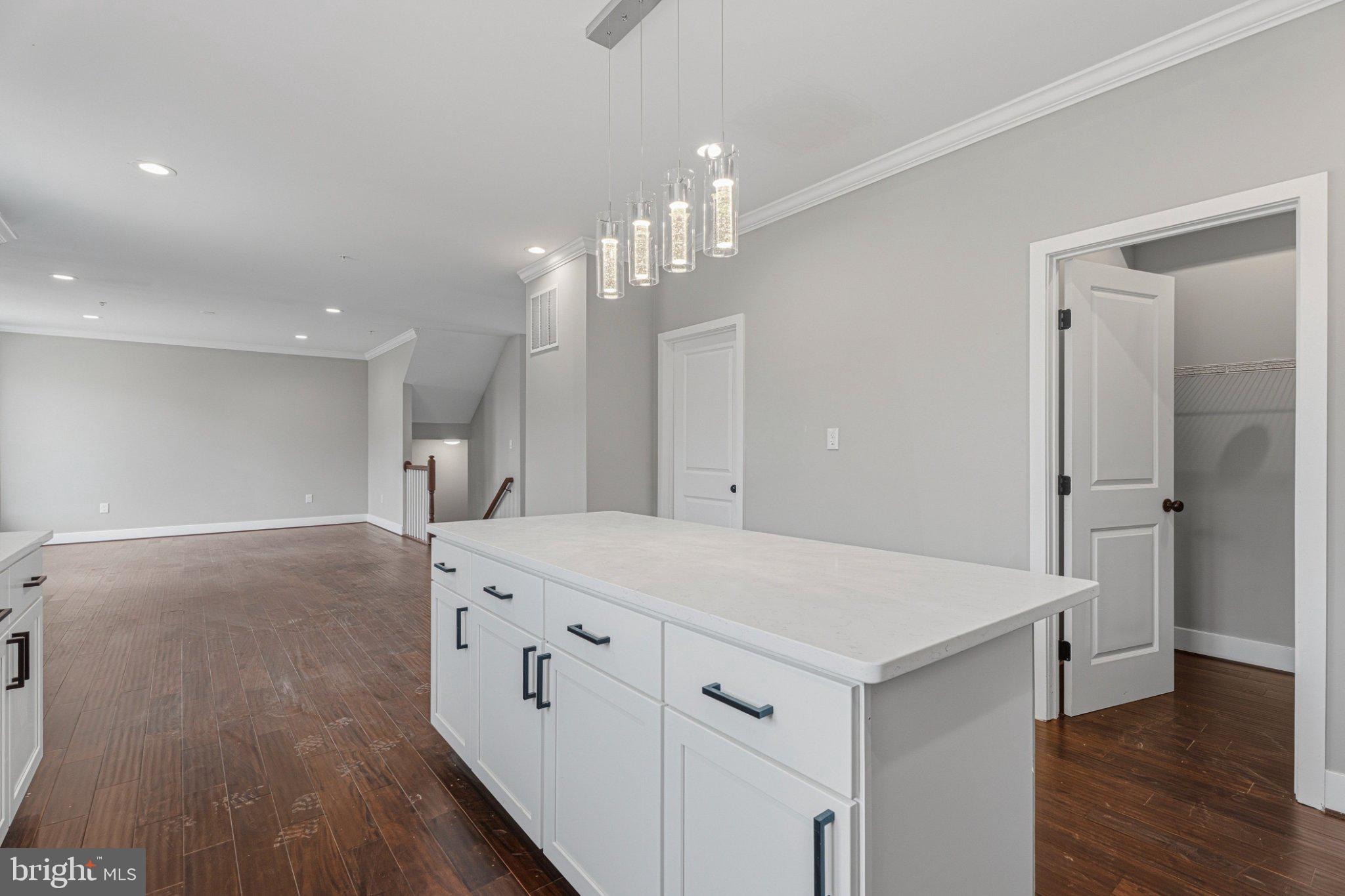 OVERLEA - Residential