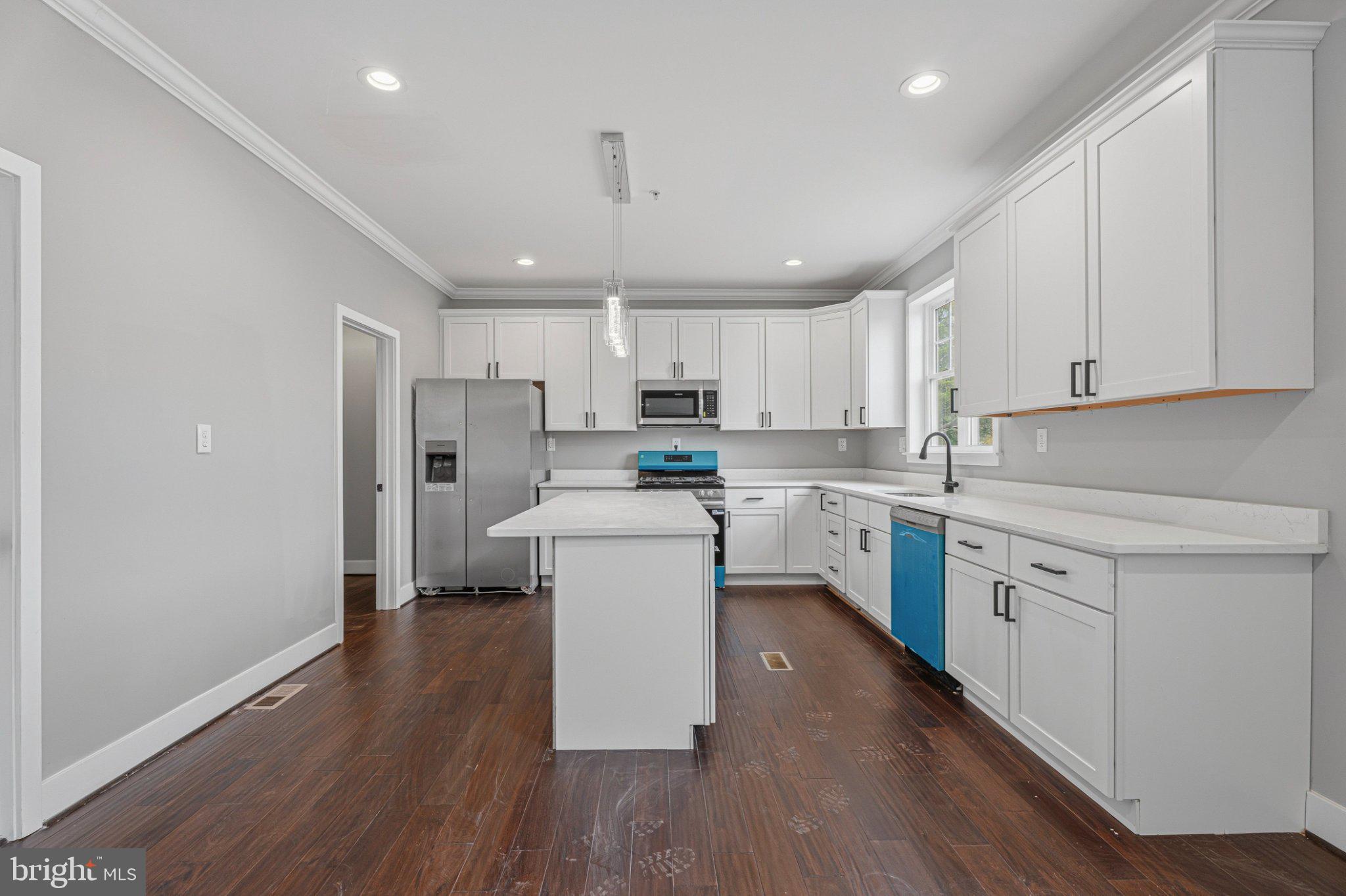 OVERLEA - Residential