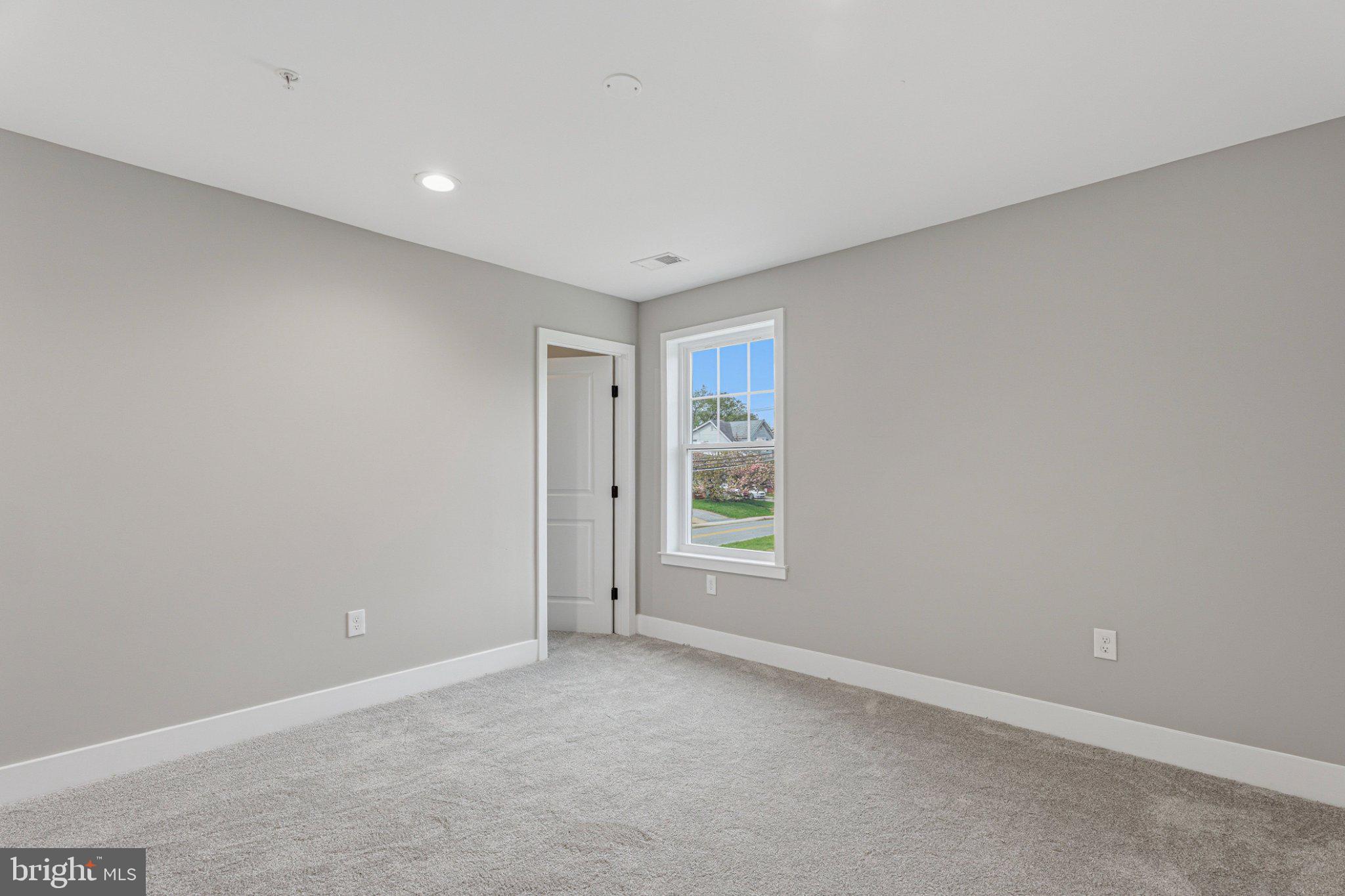 OVERLEA - Residential