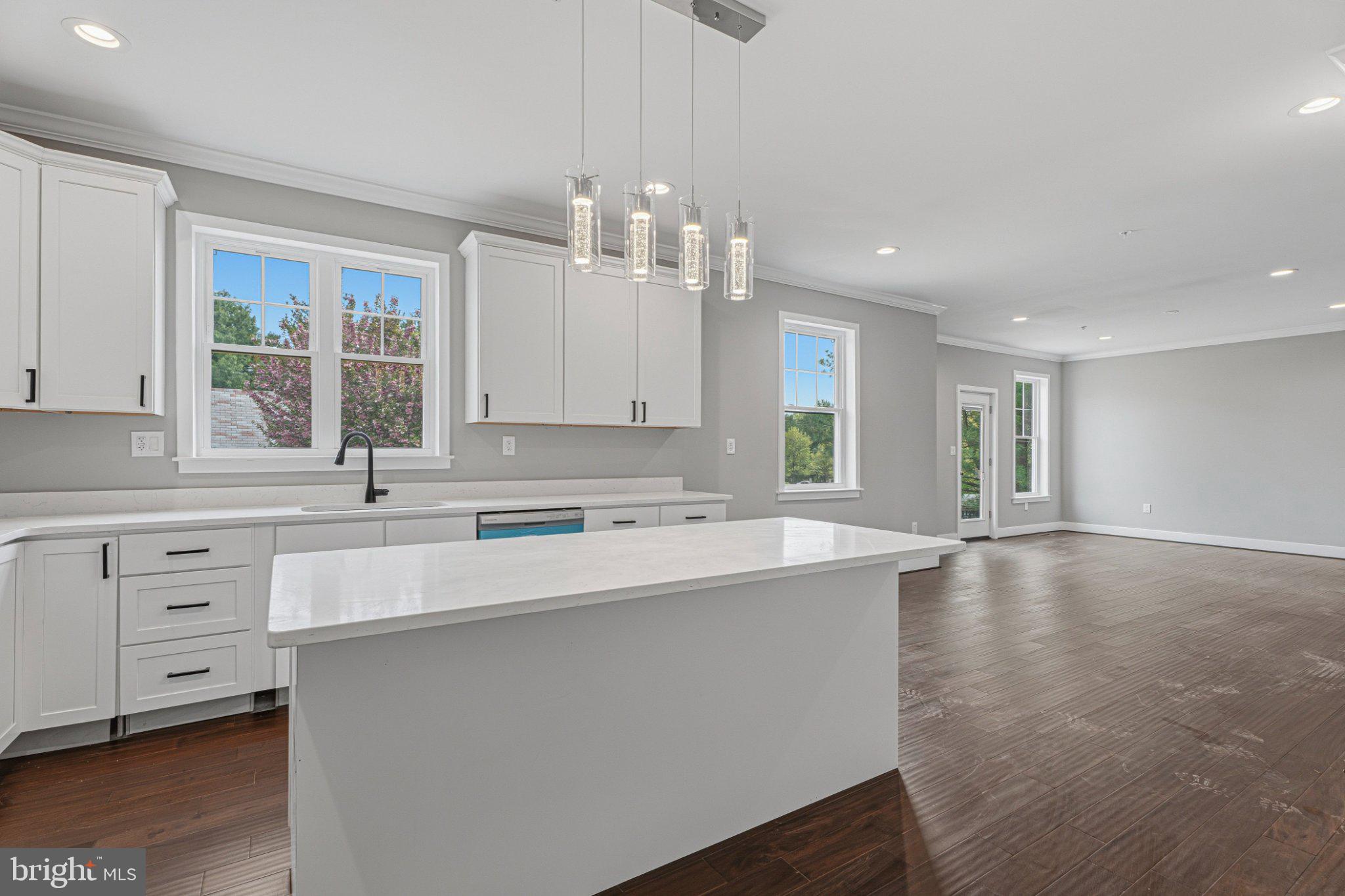 OVERLEA - Residential