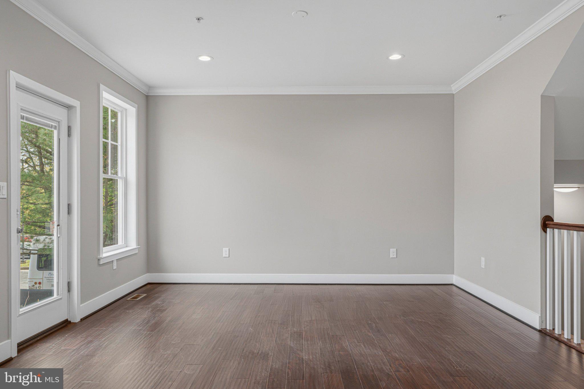 OVERLEA - Residential