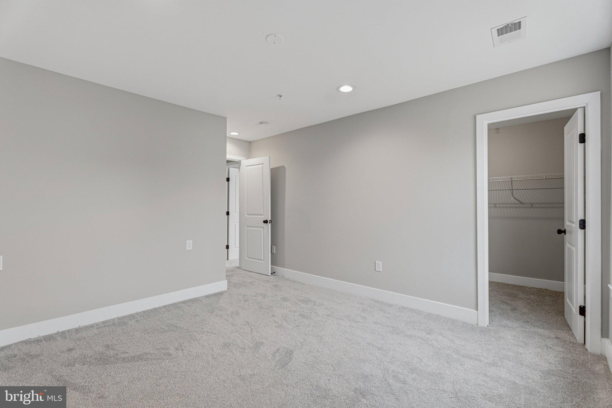 OVERLEA - Residential