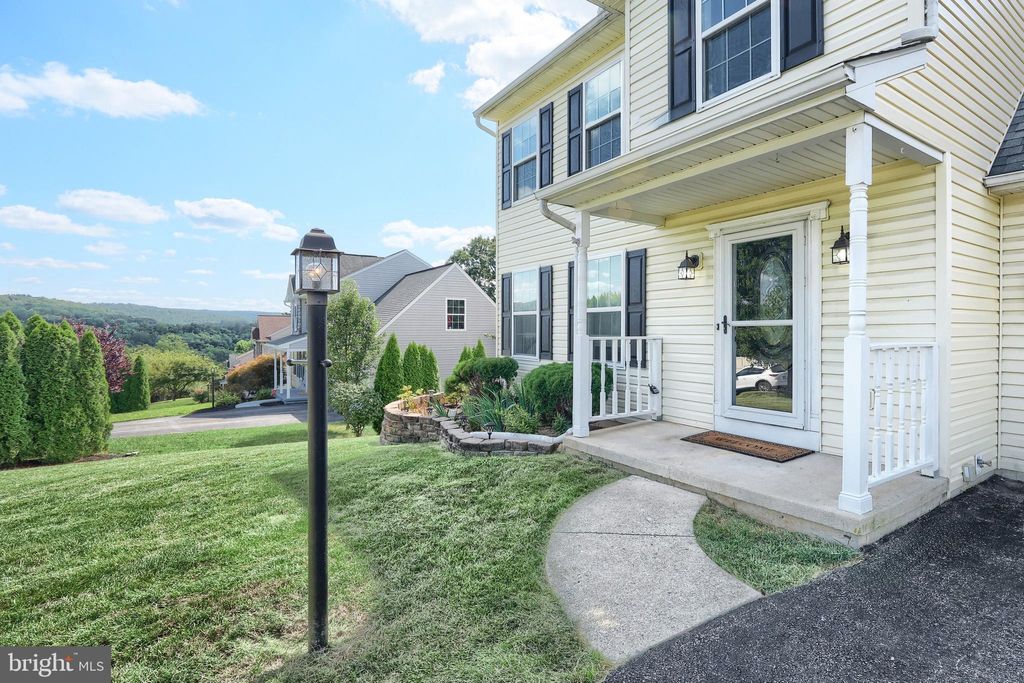 Photo of 20 Burberry Lane, MOUNT WOLF, PA 17347 (MLS # PAYK2087384)