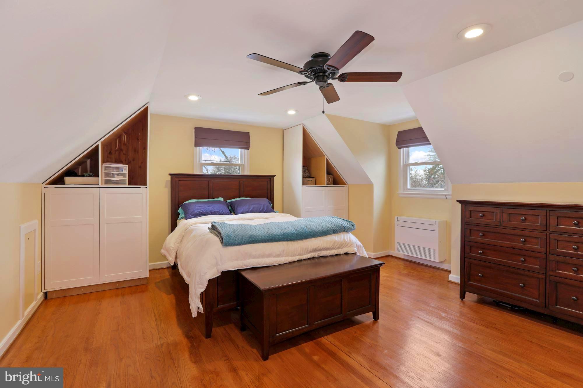 CONNECTICUT AVE - Residential