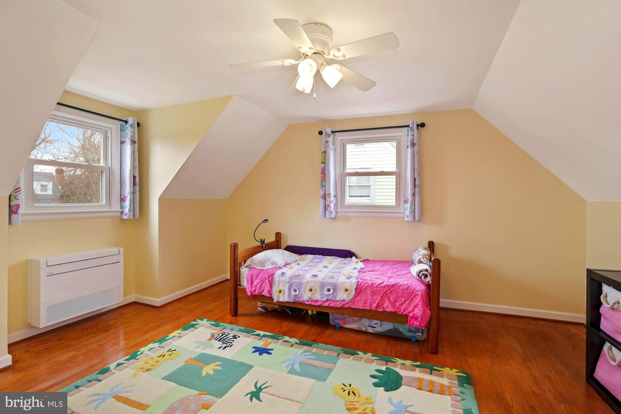 CONNECTICUT AVE - Residential