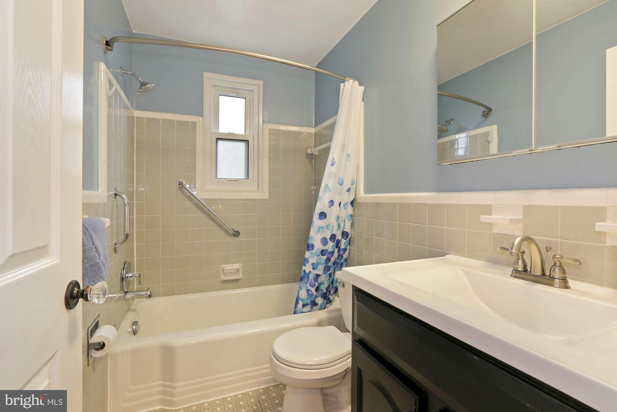 CONNECTICUT AVE - Residential