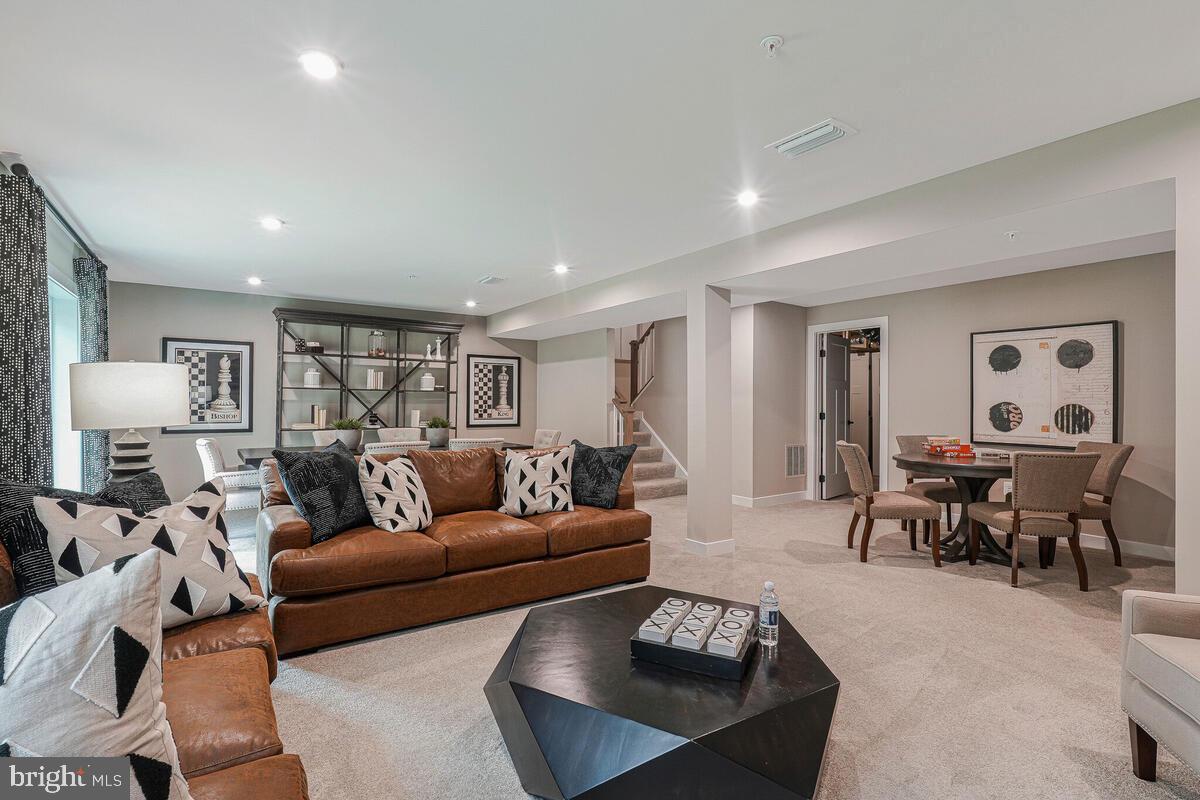 GALLAHAN ESTATES - Residential