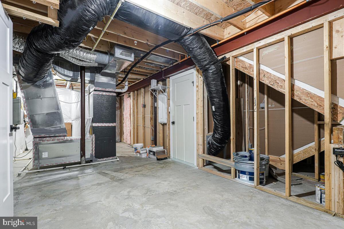 GALLAHAN ESTATES - Residential