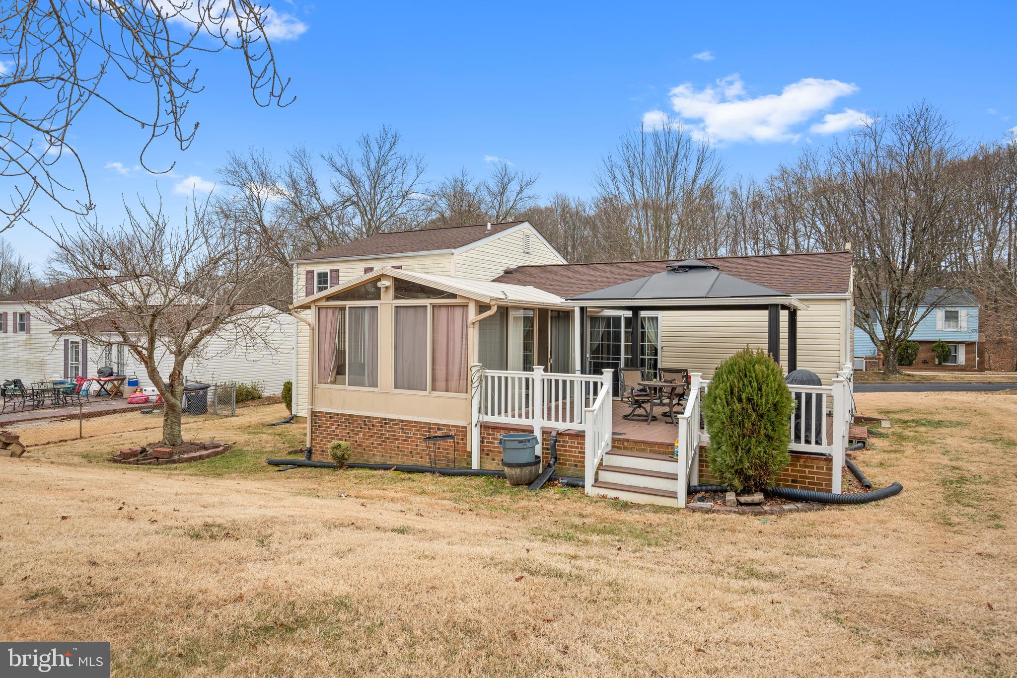 MAPLEWOOD - Residential