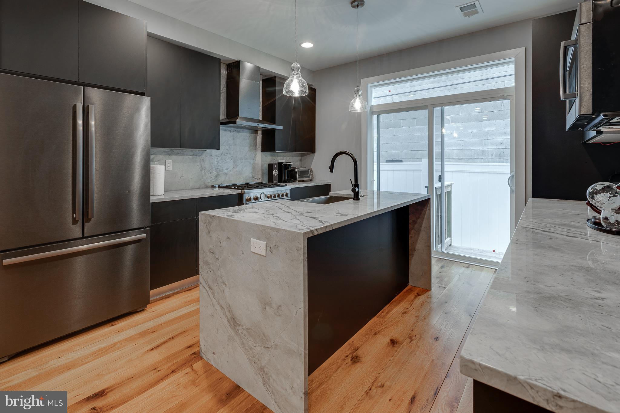 GRADUATE HOSPITAL - Residential Lease