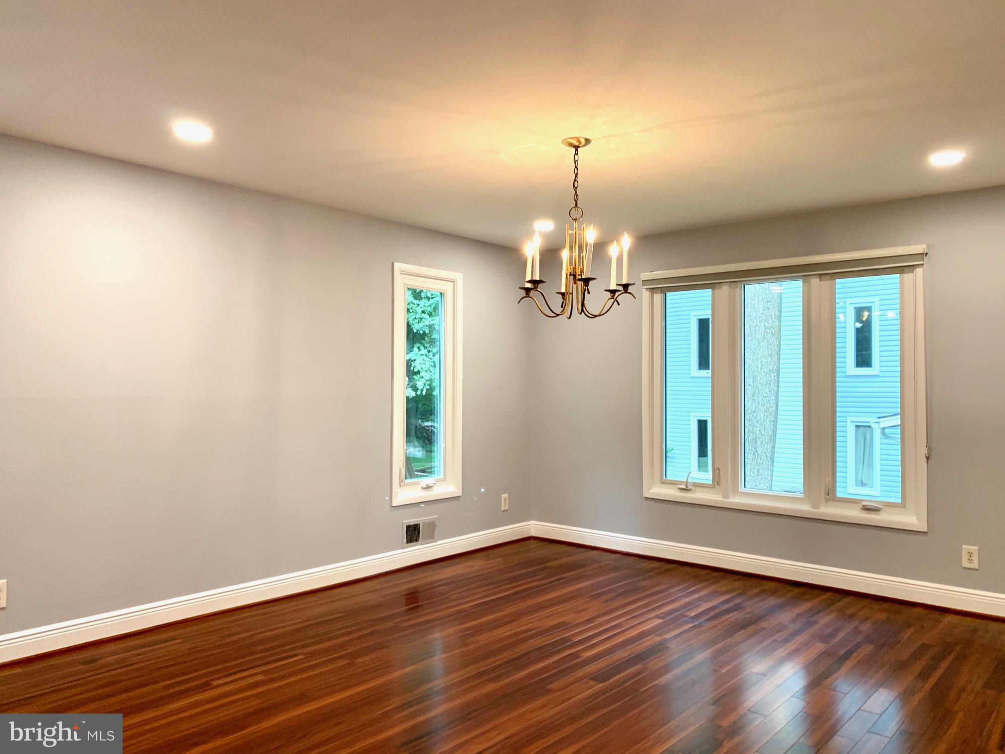 CARTER HILL - Residential