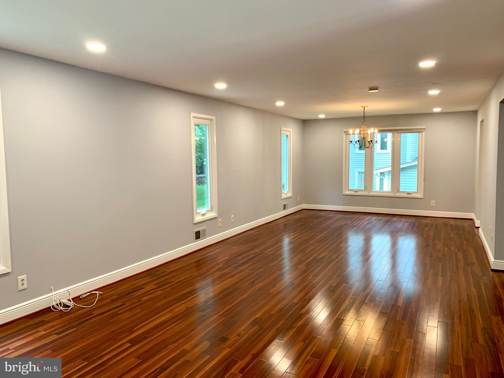 CARTER HILL - Residential