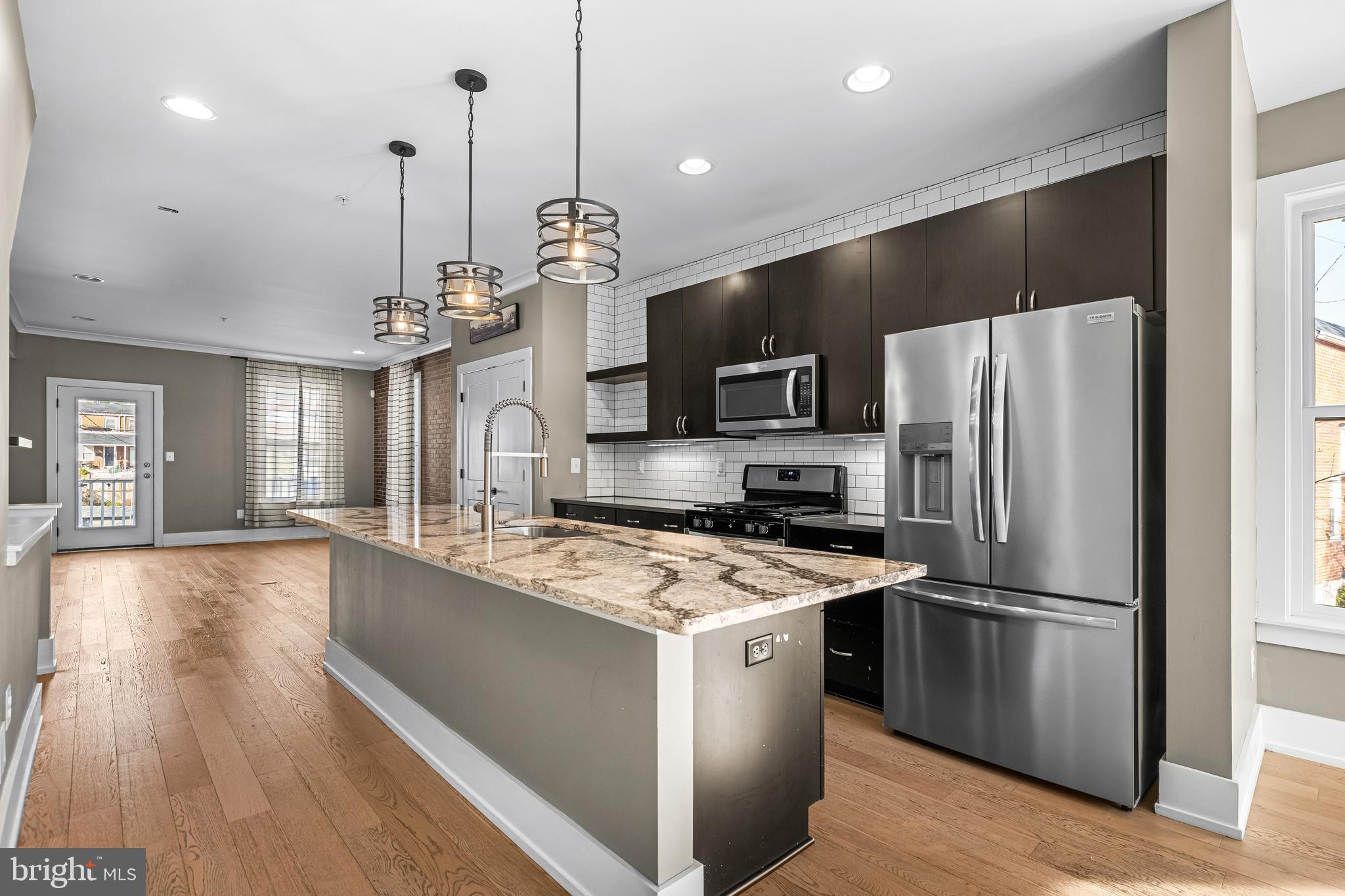 REDFERN ROW - Residential